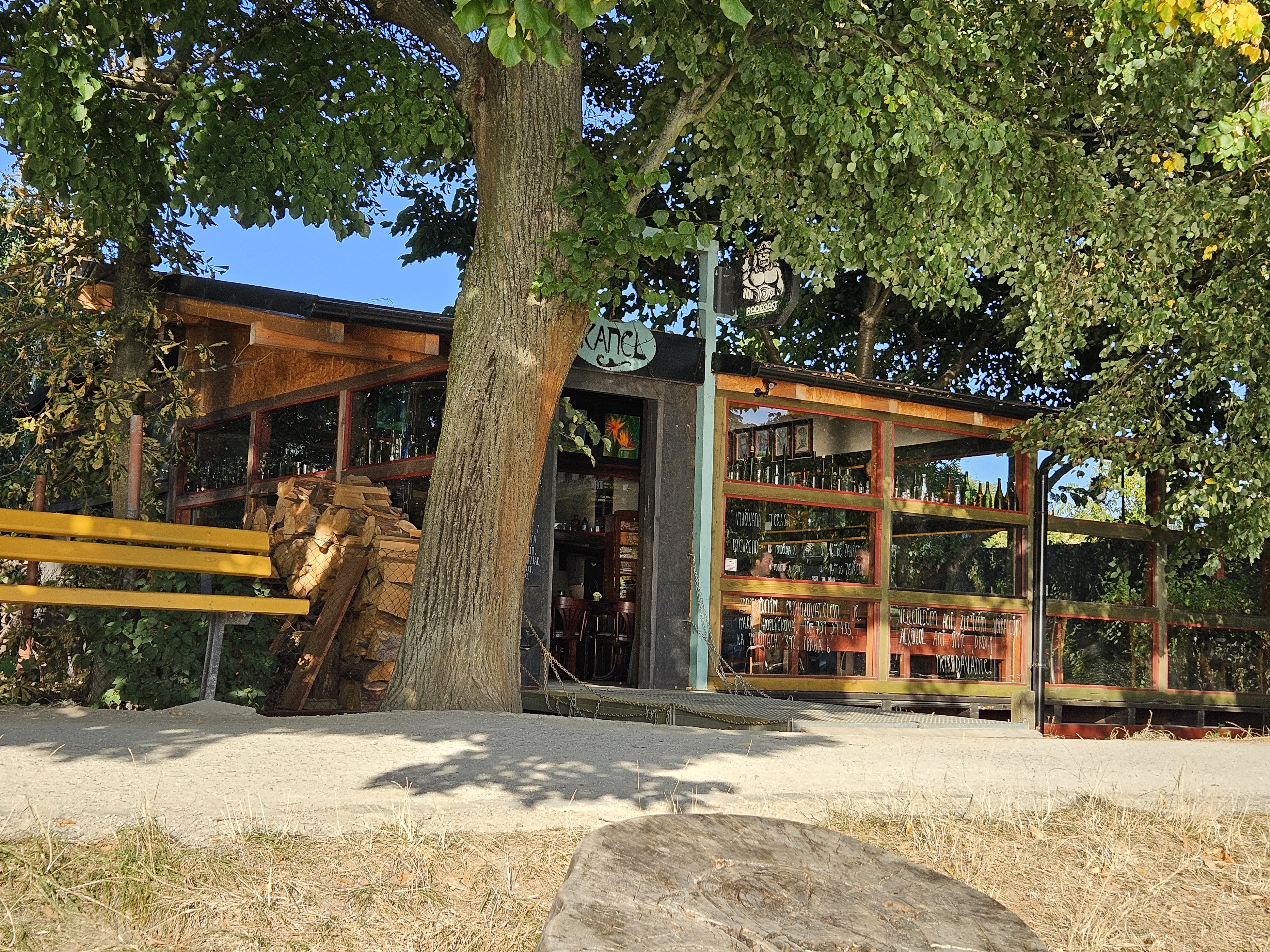 Kancl na hrázi Brasáku foto 3