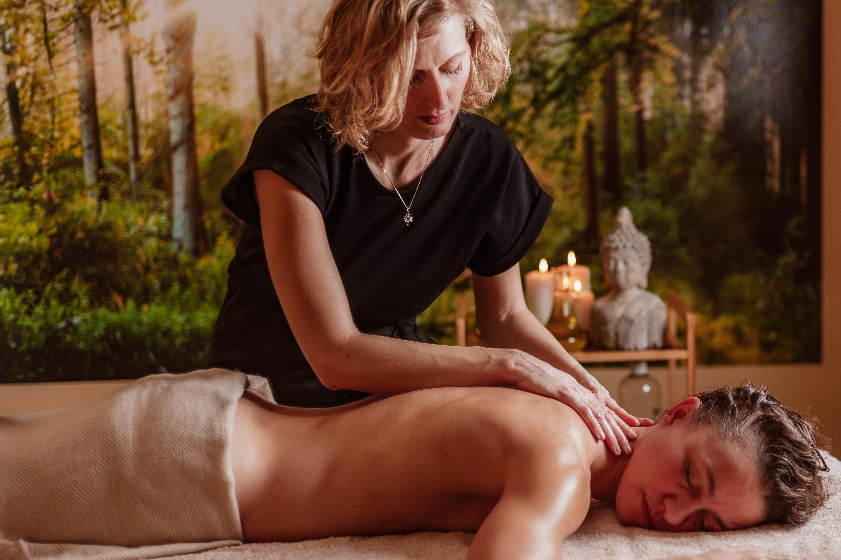 Masáže pro tělo i duši Pavla Sobotková.