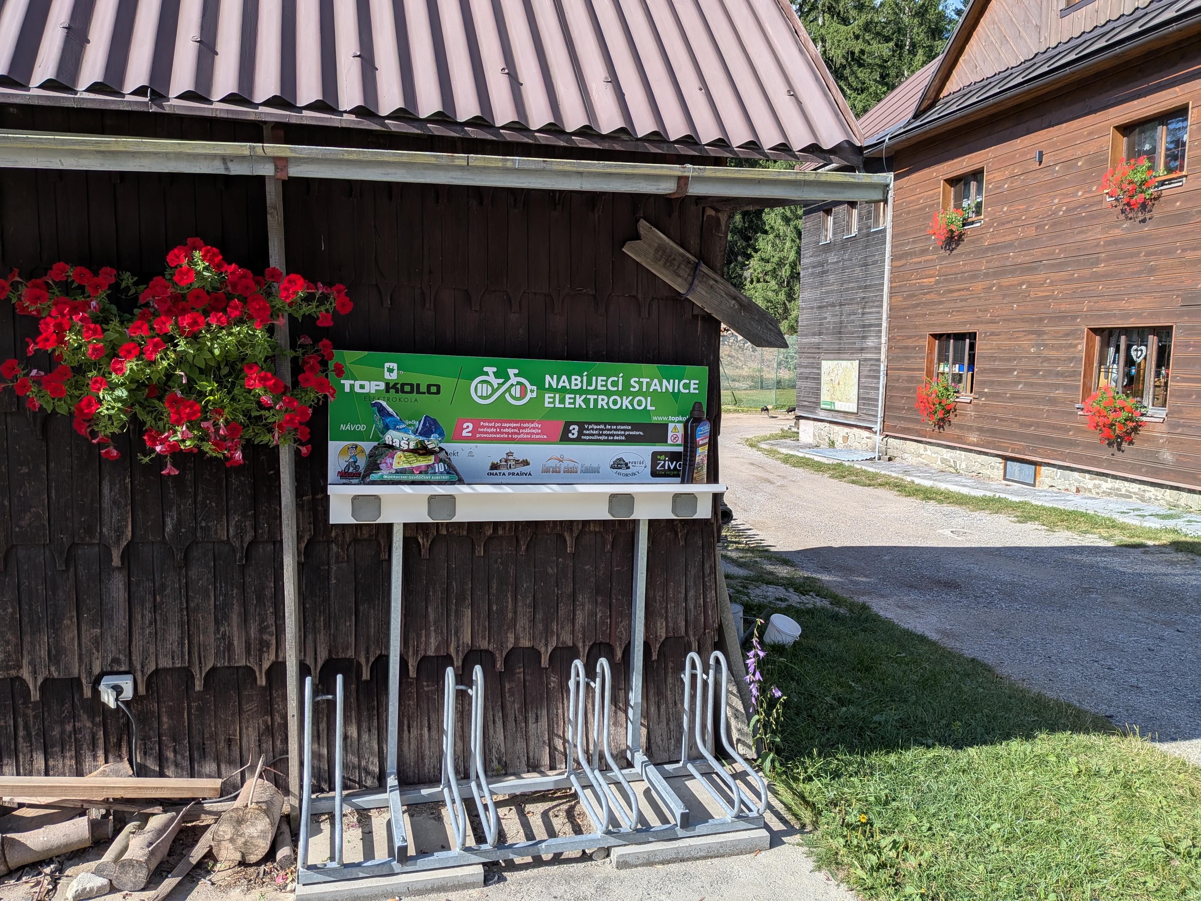 Chata Kmínek - nabíjecí stanice foto 2