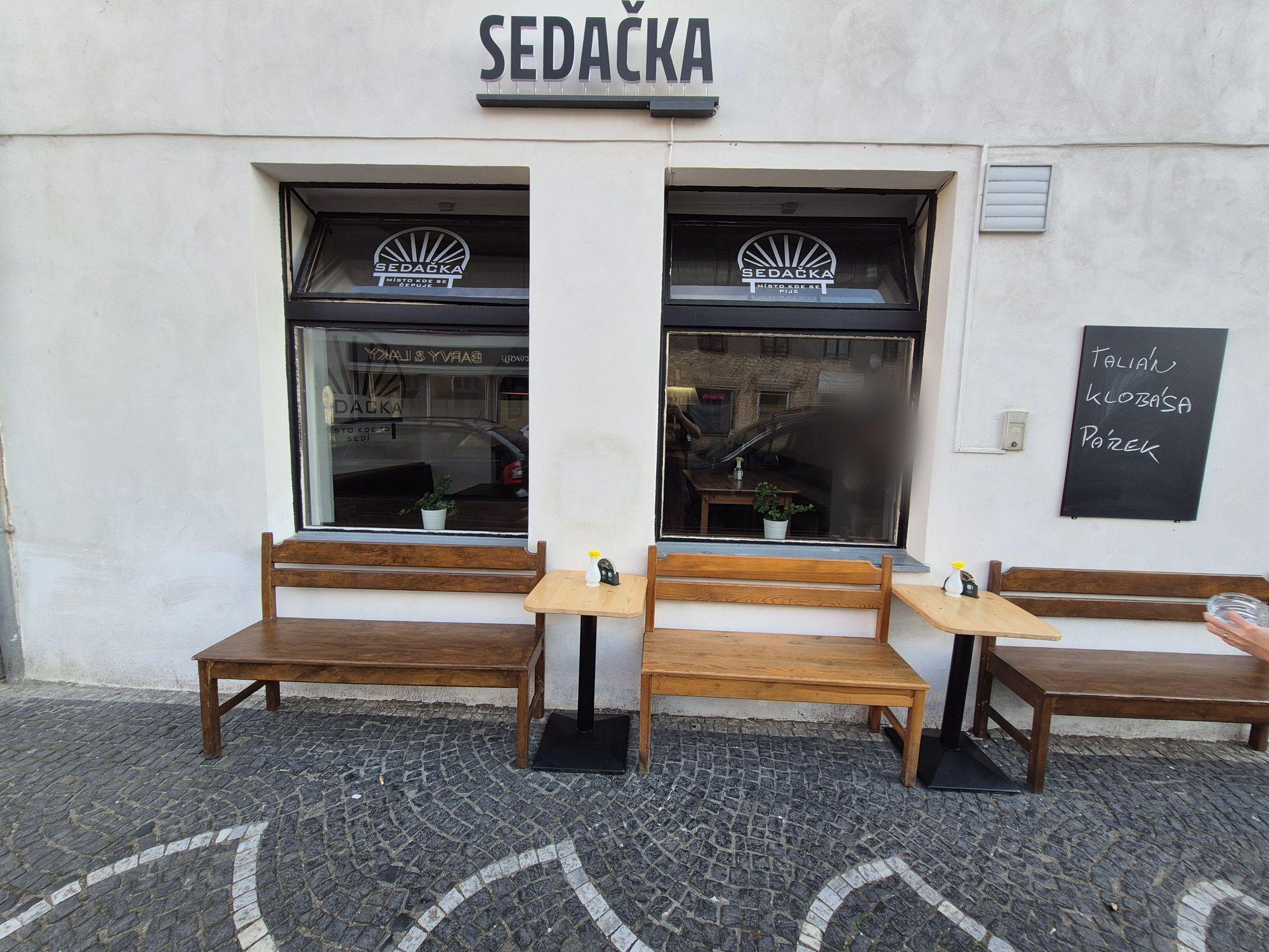 Sedačka foto 2