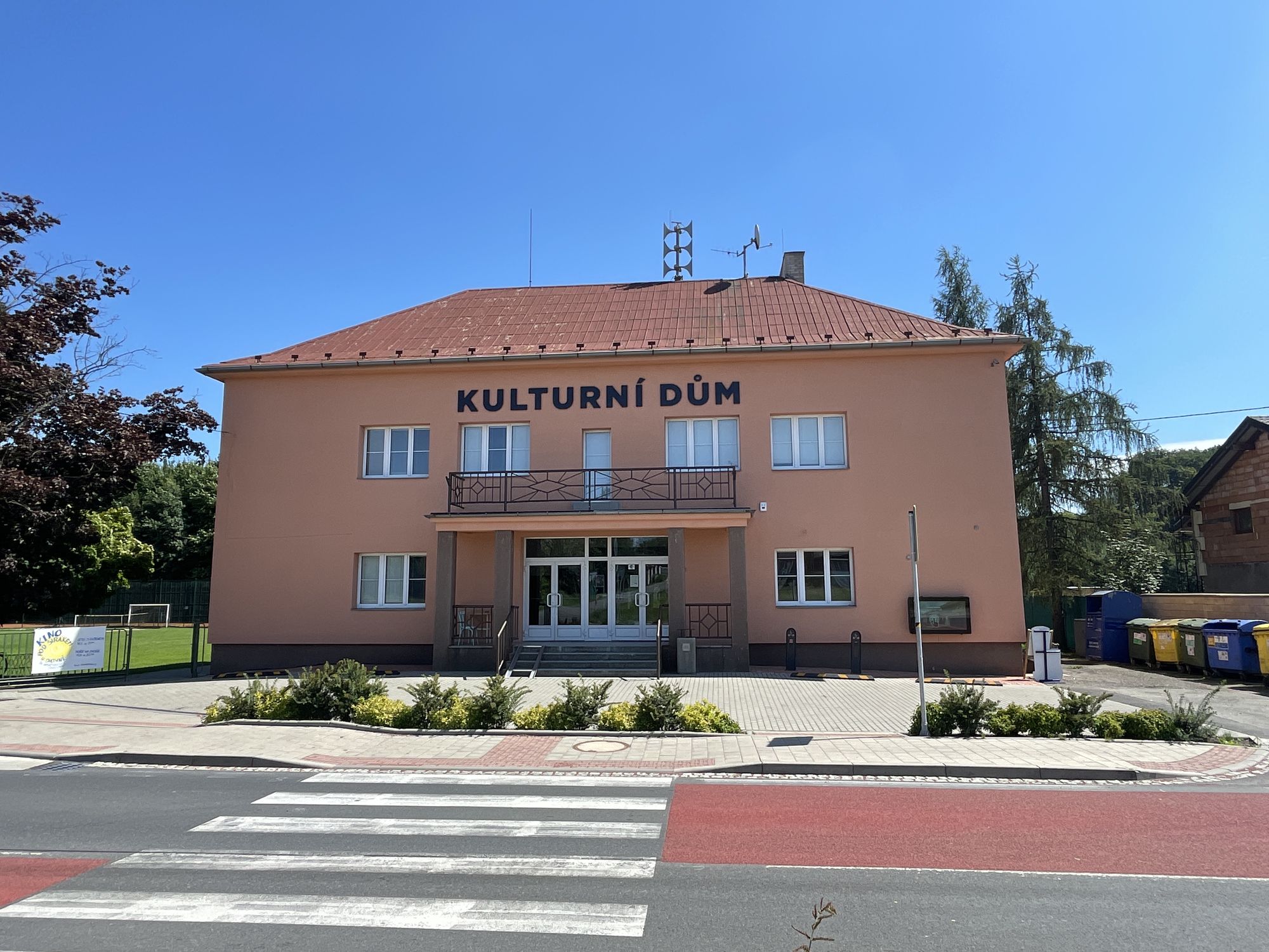 Kulturní dům Horní Datyně foto 2