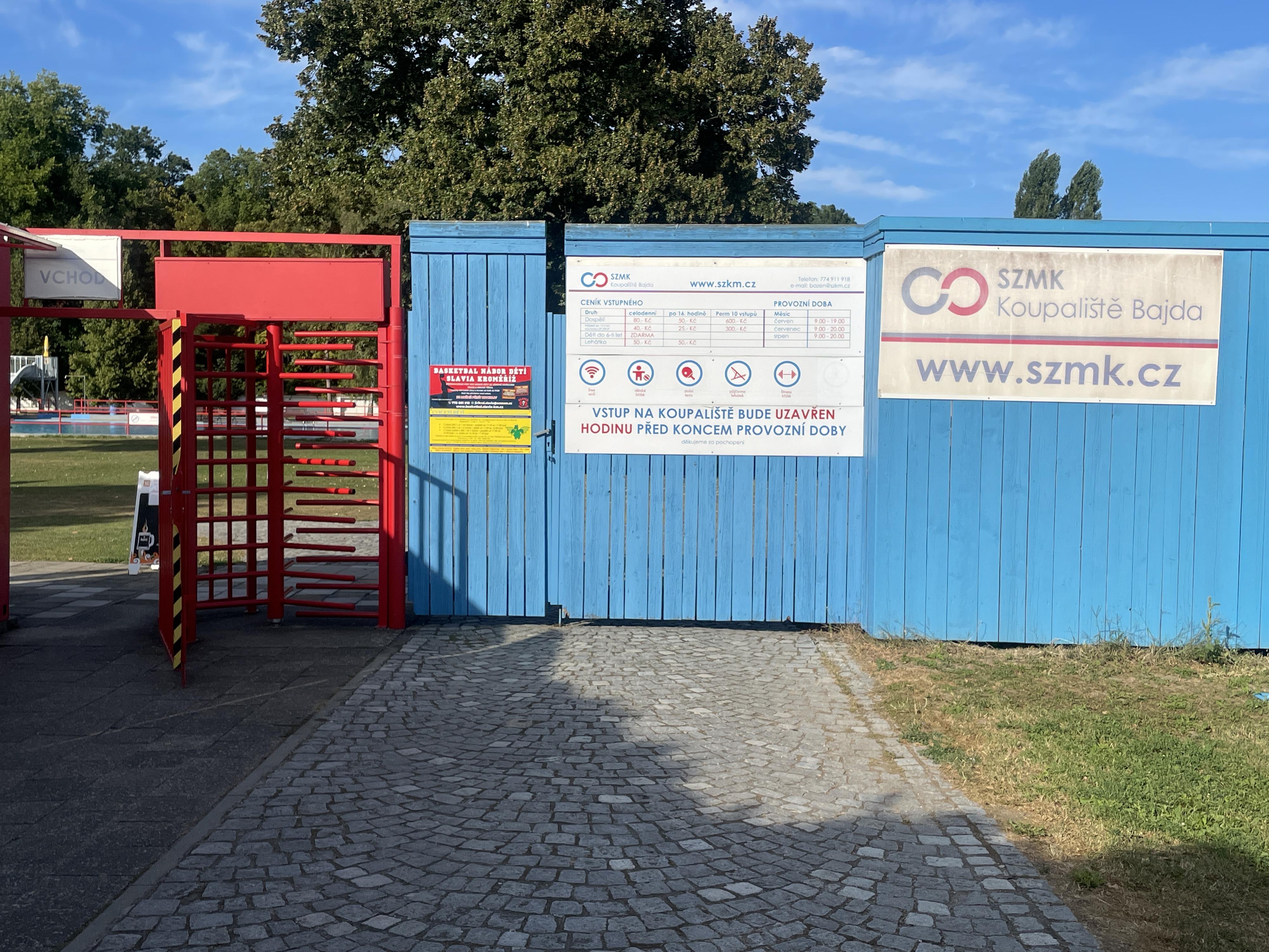 Sportovní zařízení města Kroměříže - koupaliště Bajda foto 3