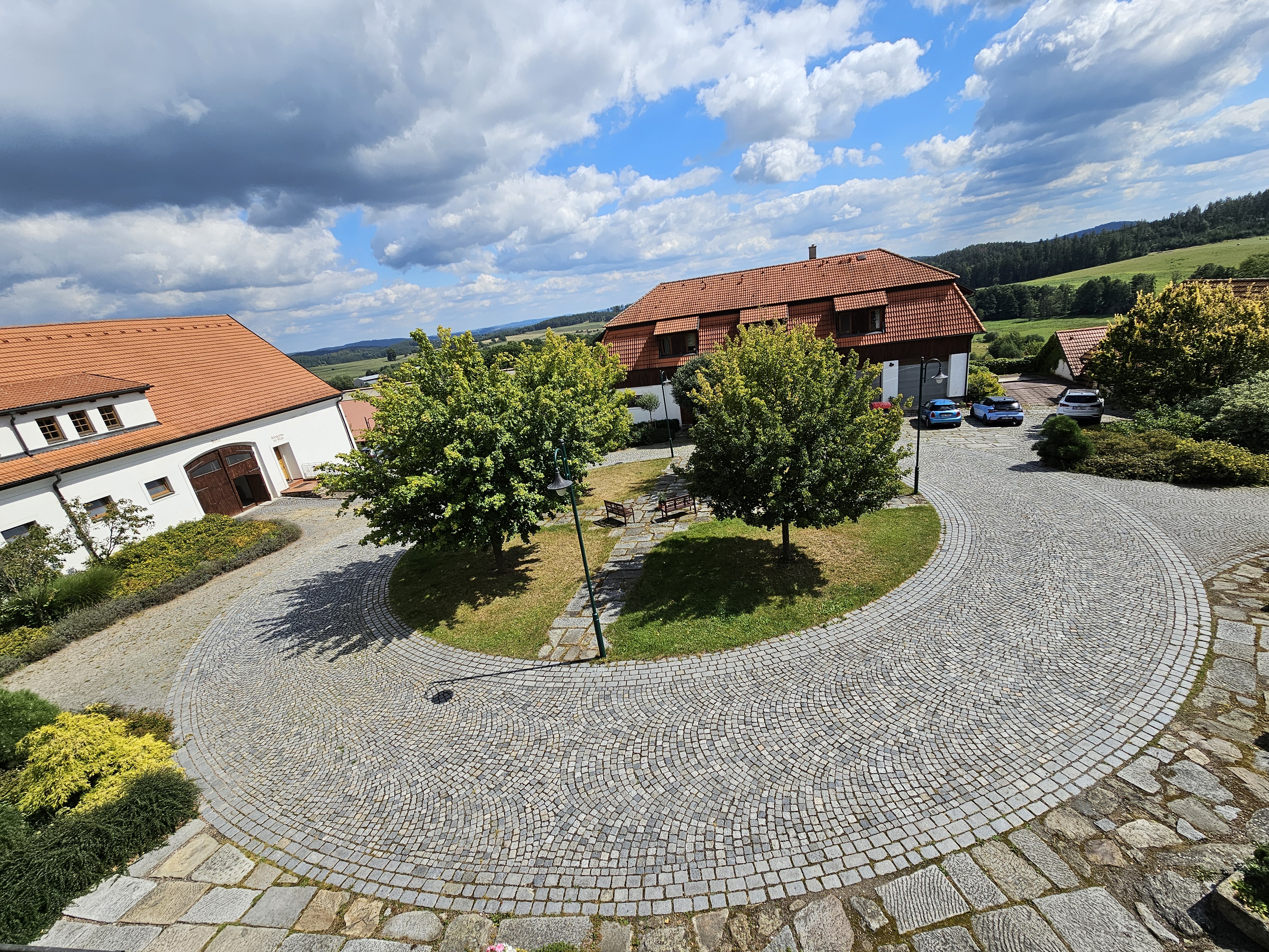 Dvůr Krutěnice foto 2