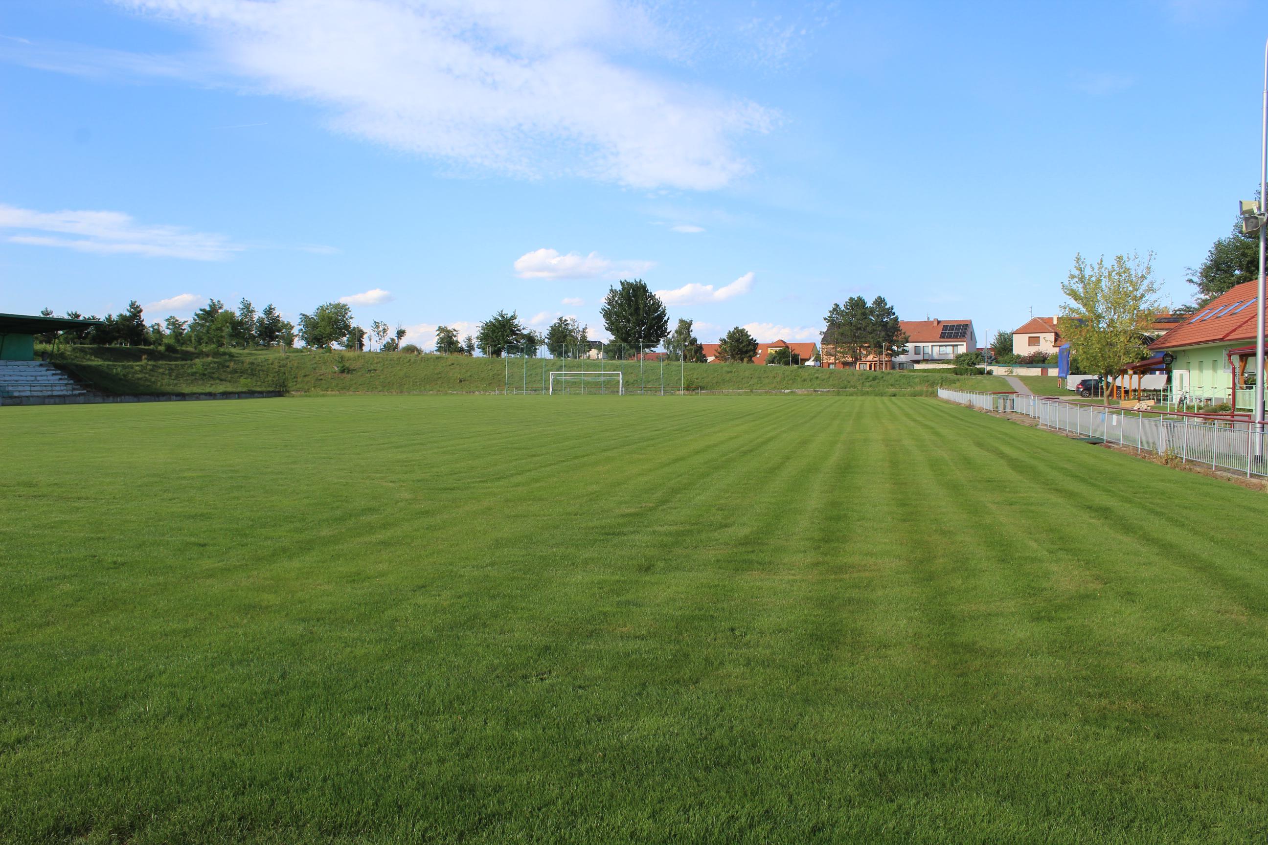 Fotbalové hřiště Mikulčice foto 3