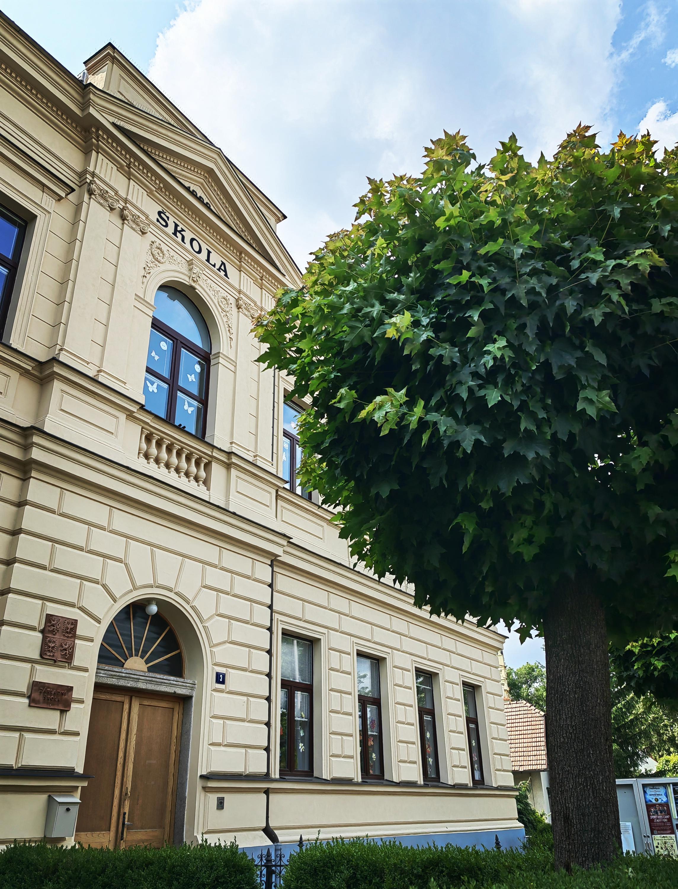 Základní škola a mateřská škola Čestlice foto 5