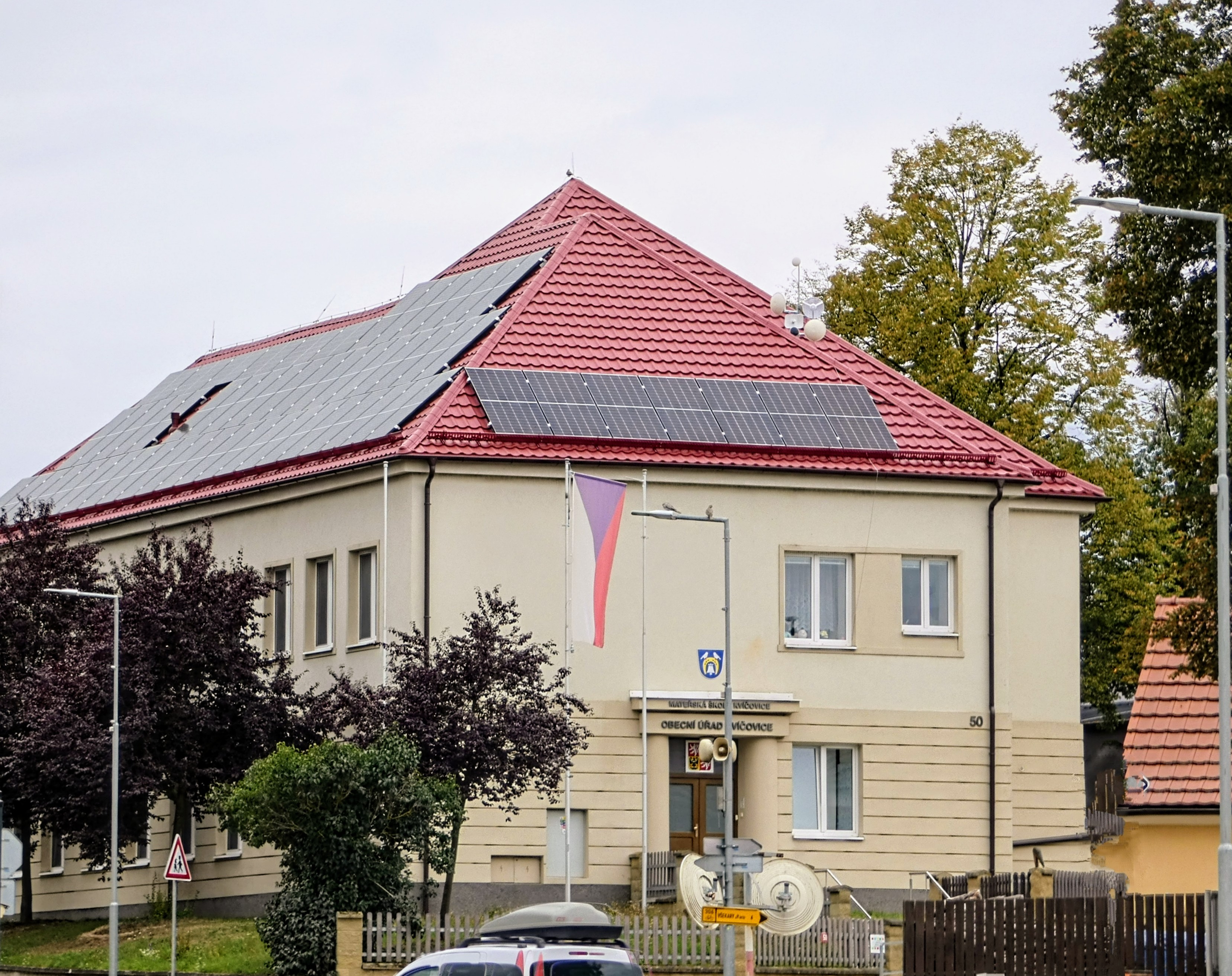 Kvíčovice - obecní úřad foto 4