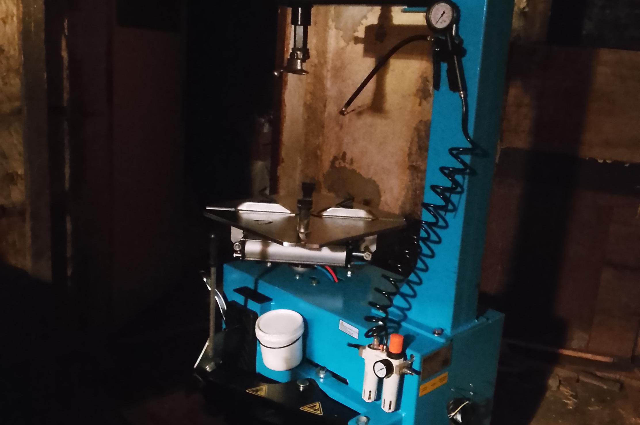 Pískování - pneuservis Šluknovsko