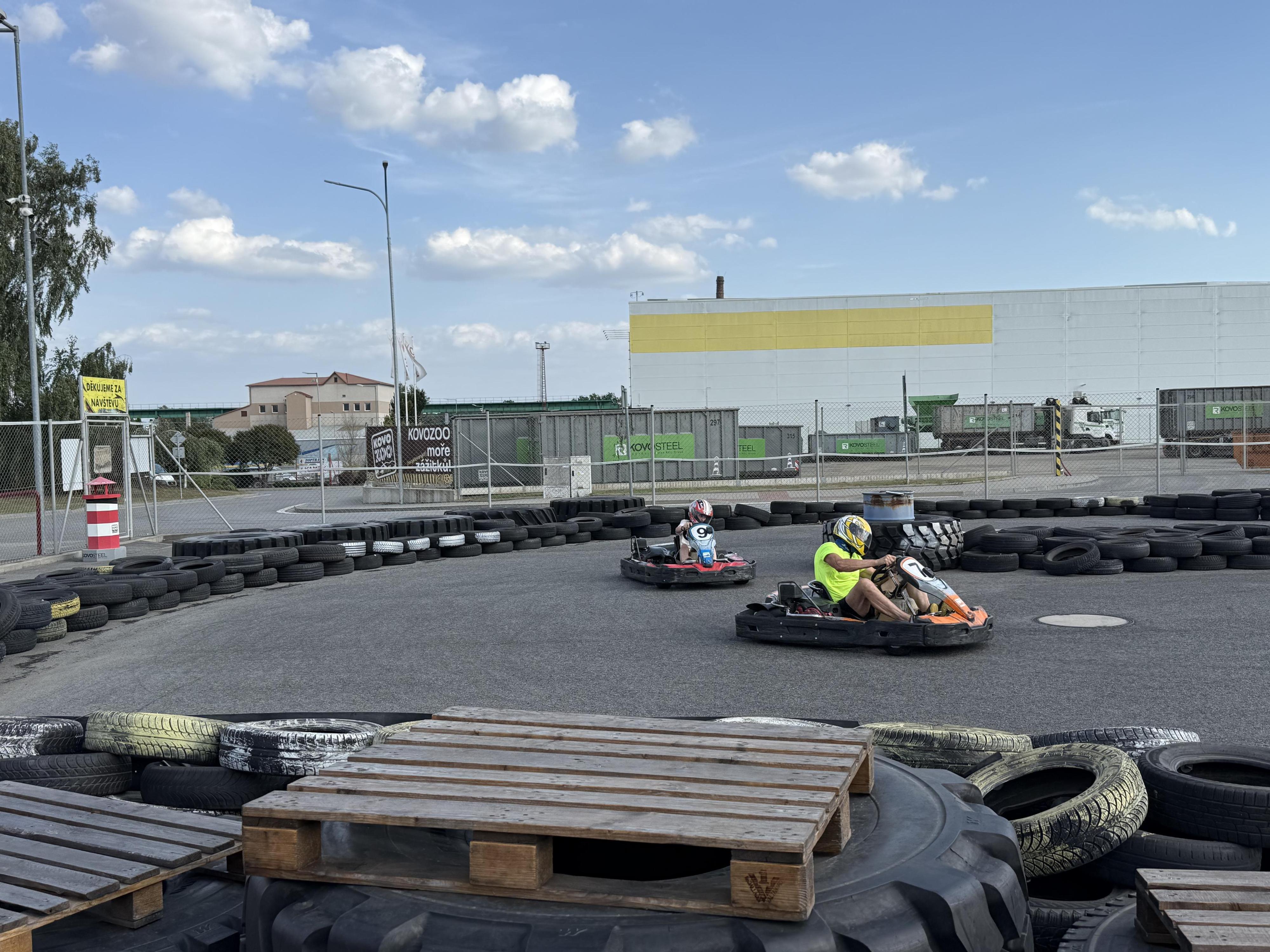 MOTOKÁRY Staré Město foto 6