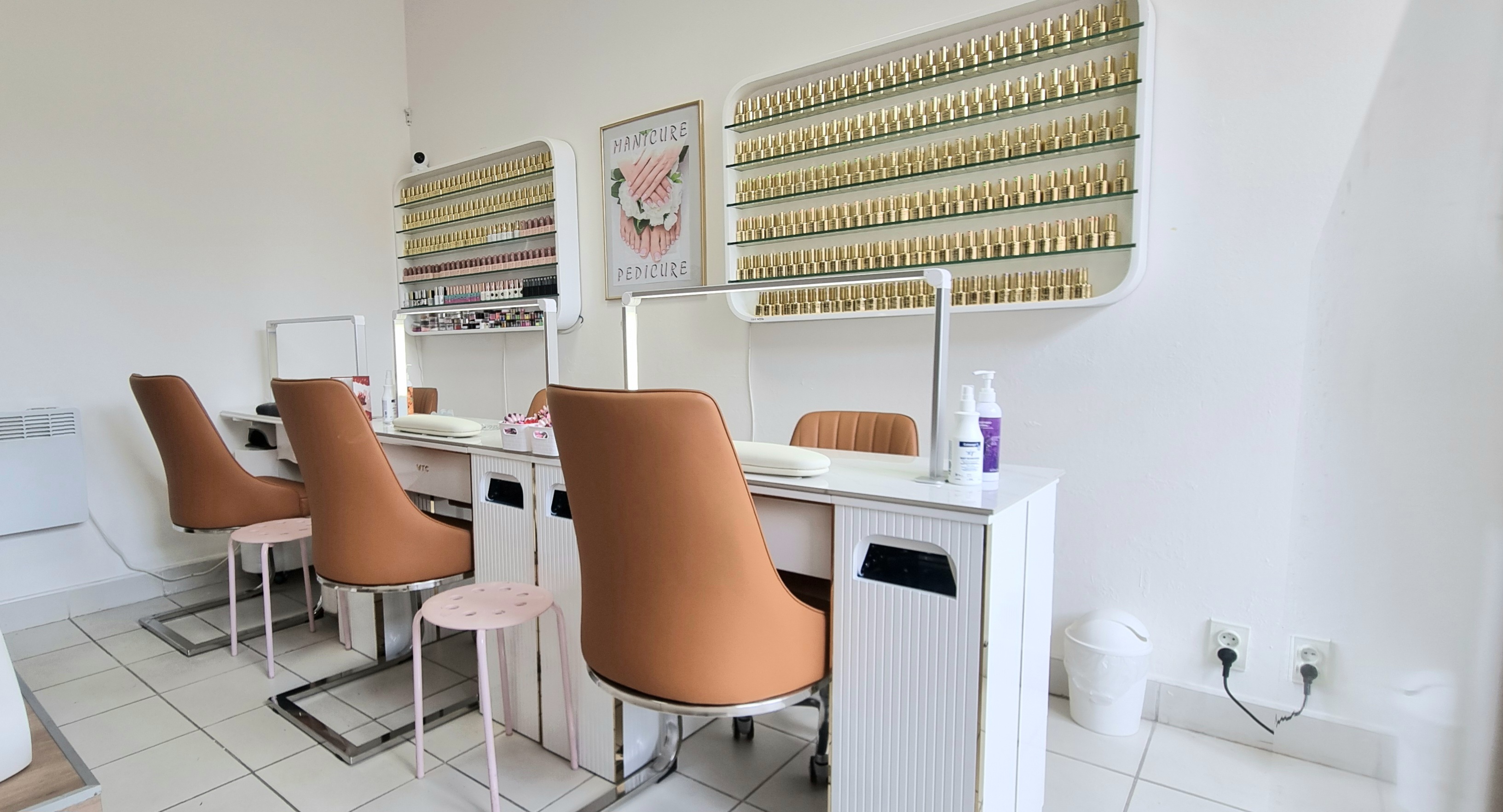 Madam nails salon foto 2