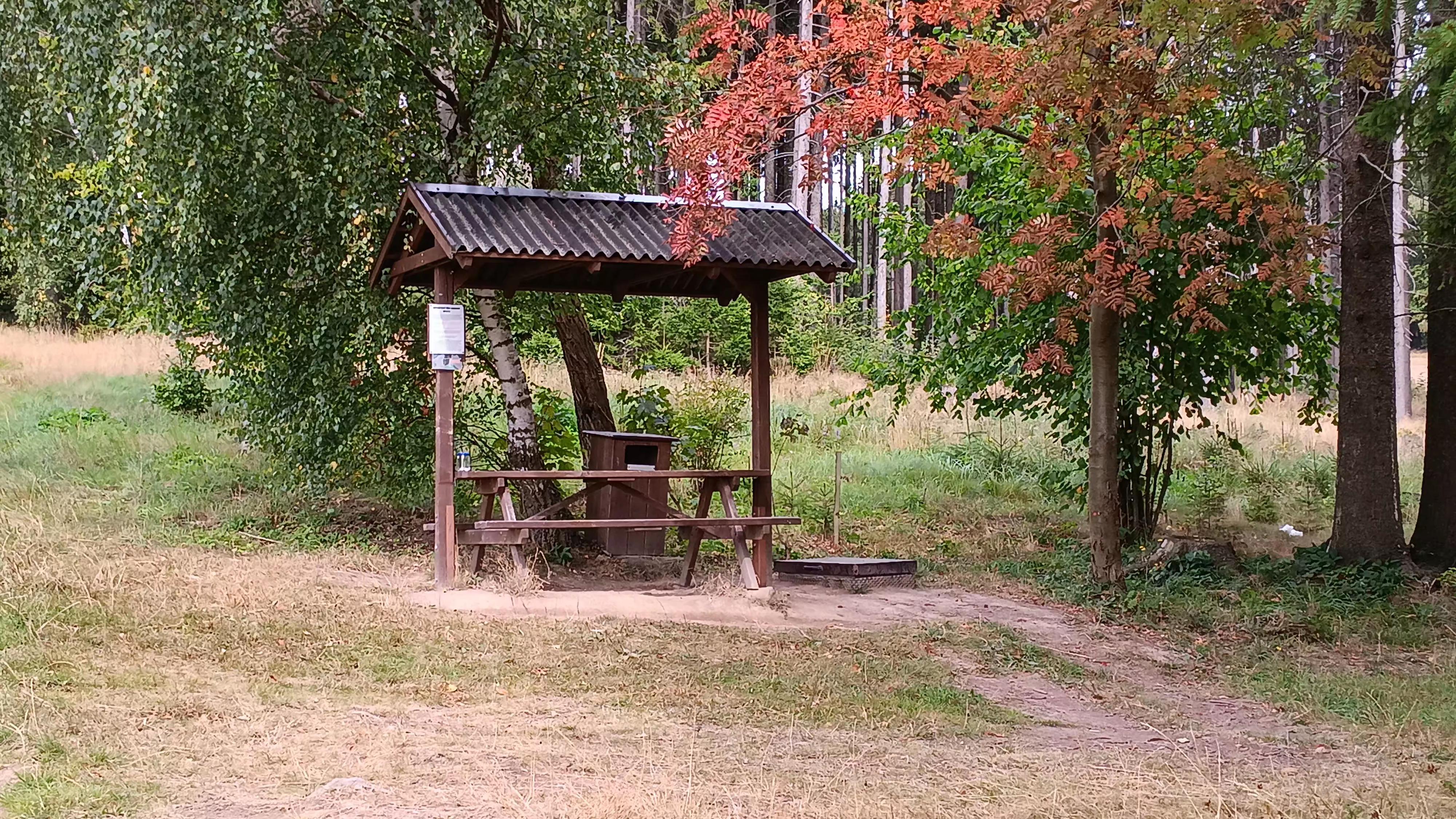 Občerstvení před Lominkou foto 3