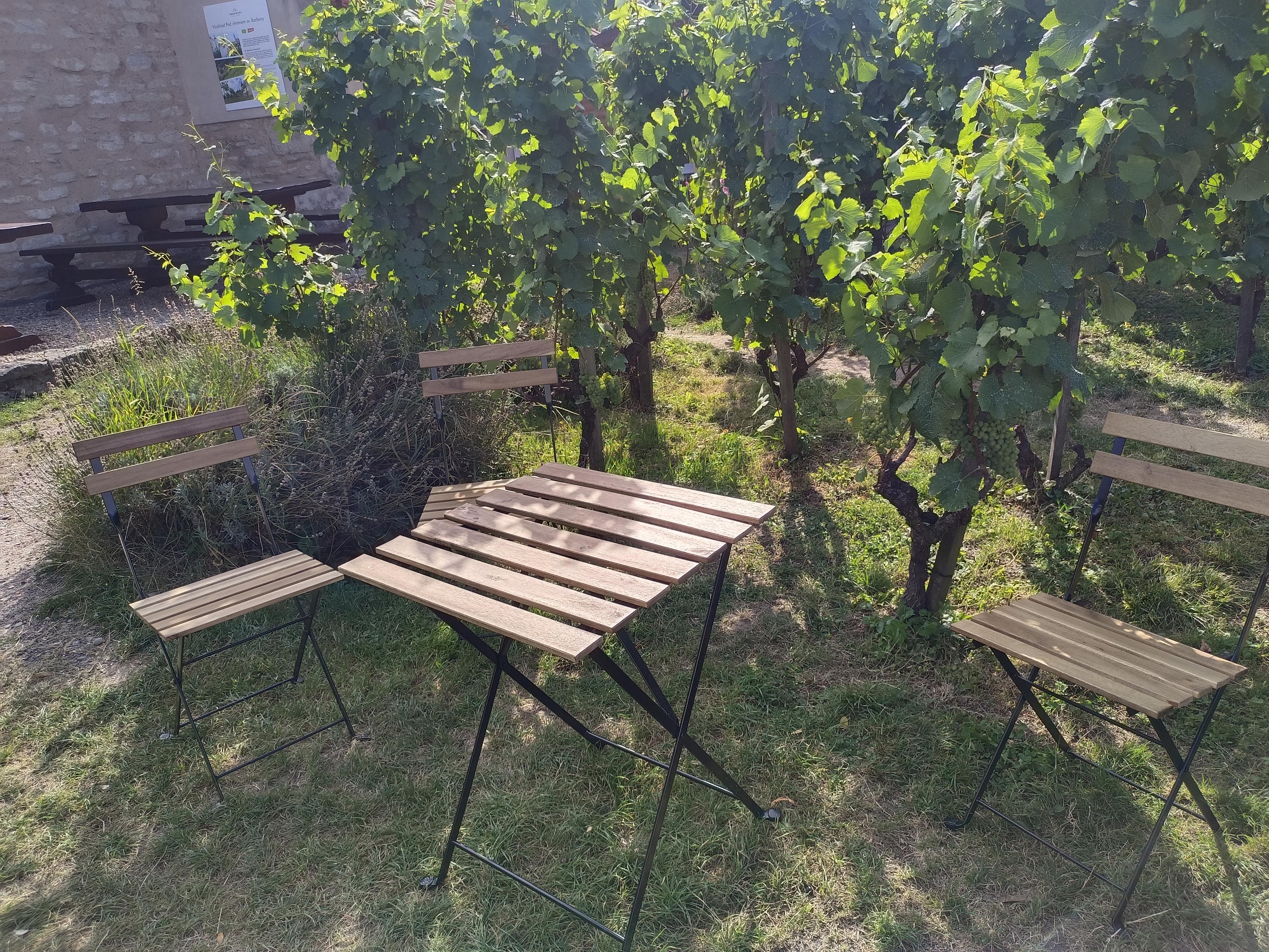 Stánek u kaple Božího těla