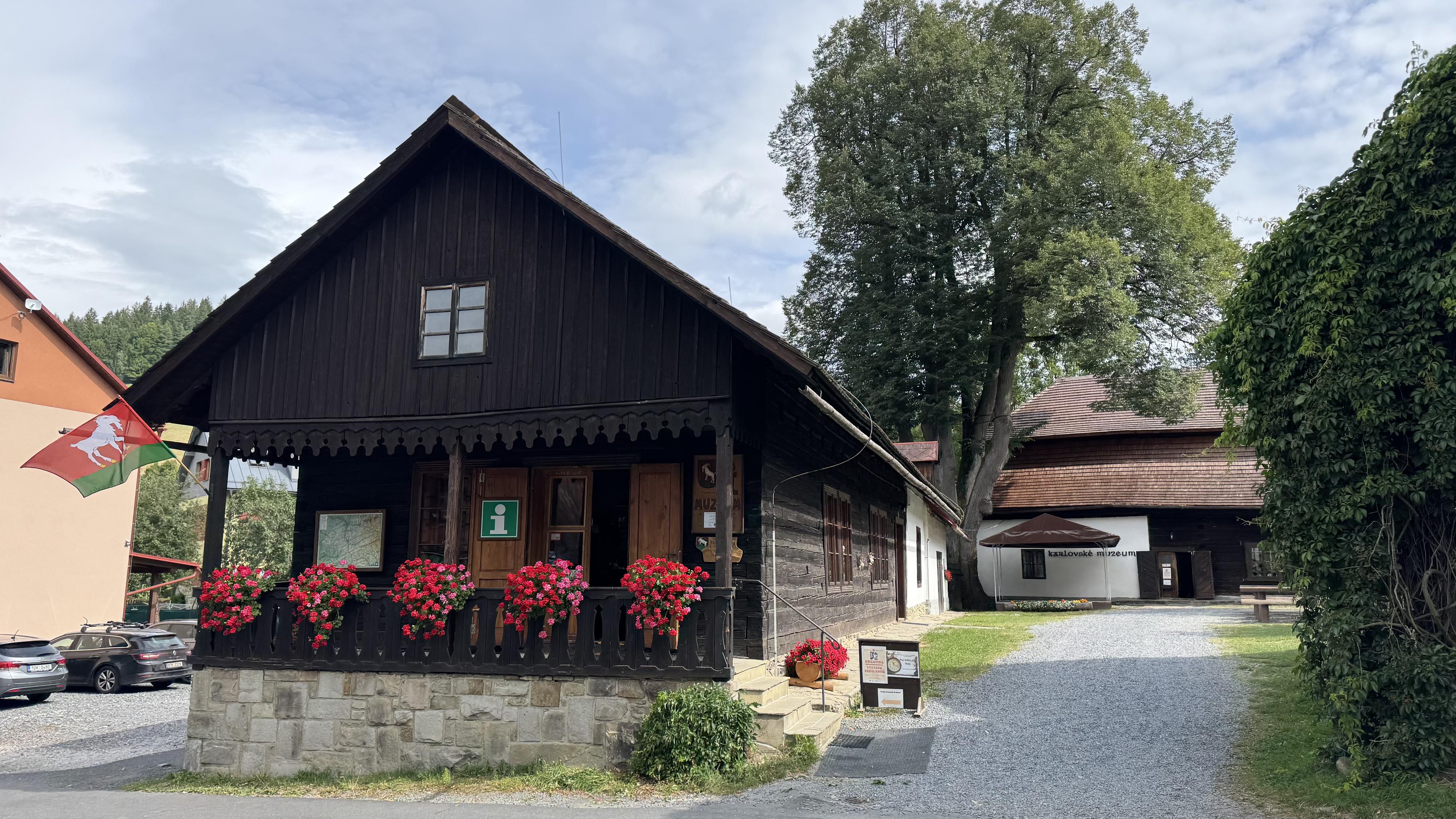 Informační centrum Velké Karlovice foto 4