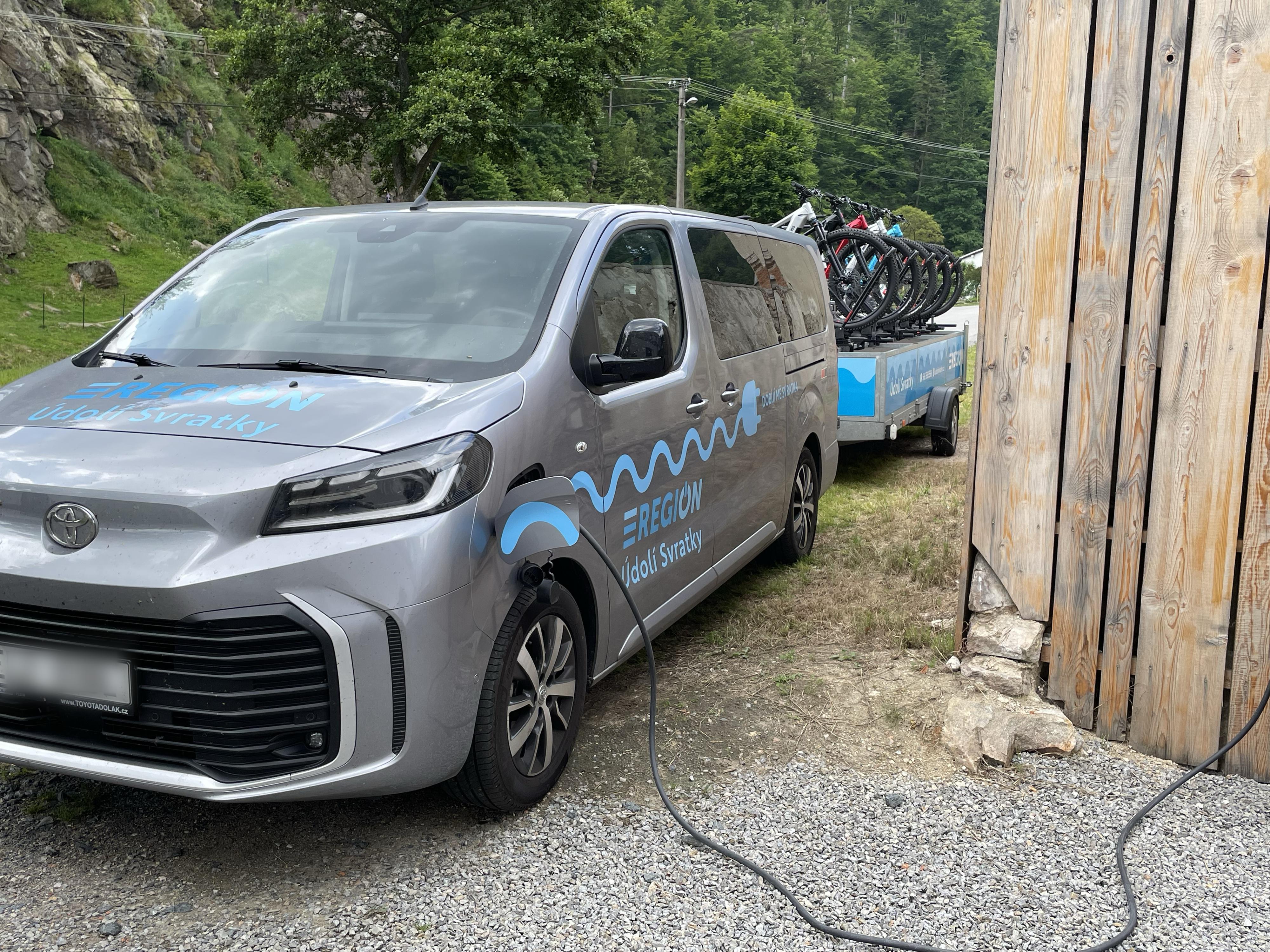 Nabíjecí stanice pro elektromobily Vír foto 4