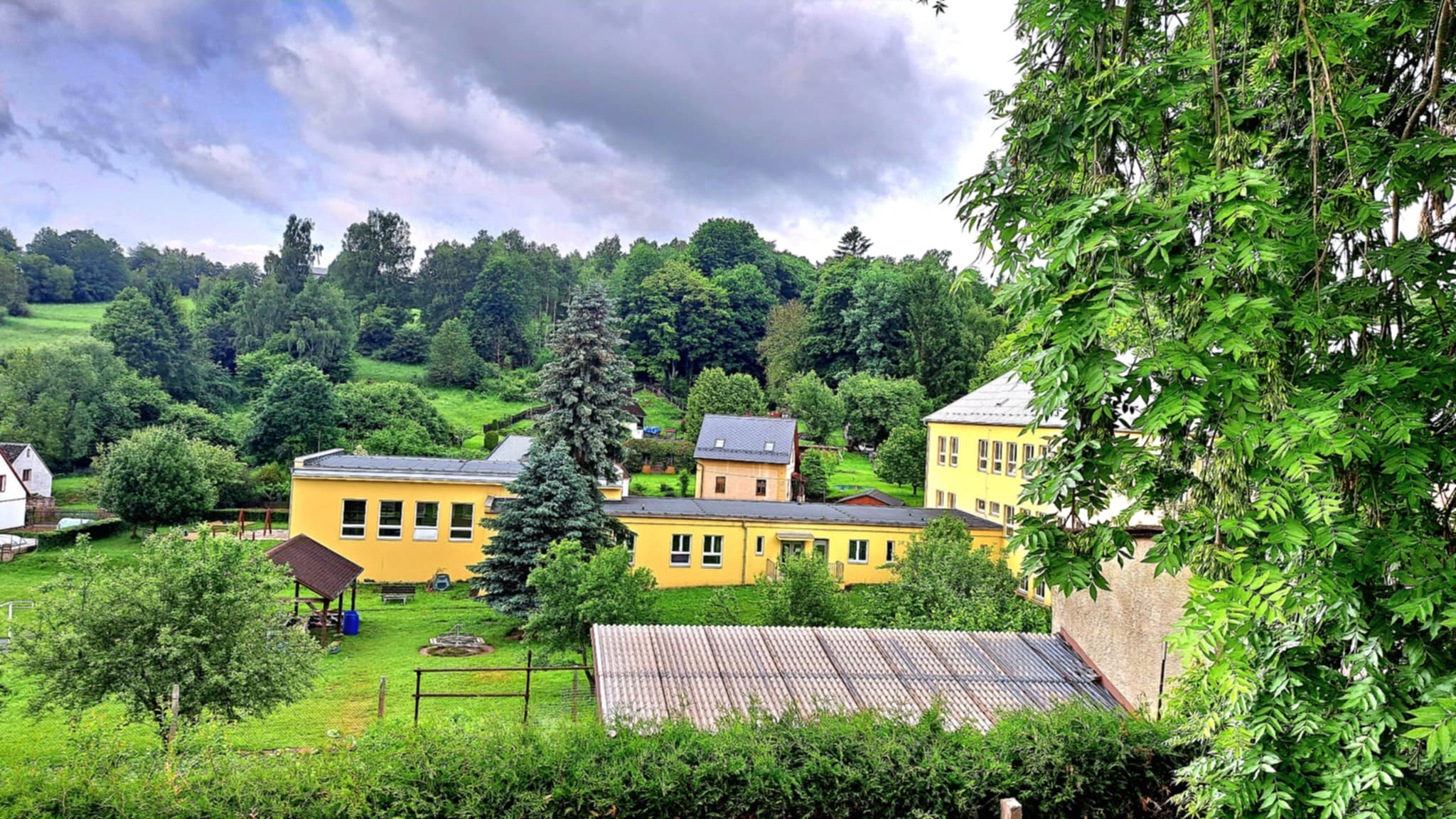 Základní škola a Mateřská škola Úterý, okres Plzeň-sever foto 3