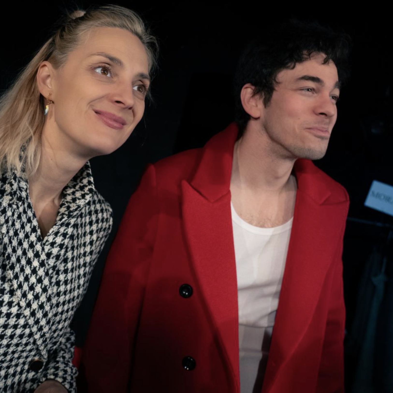 DIVADLO UNGELT foto 2