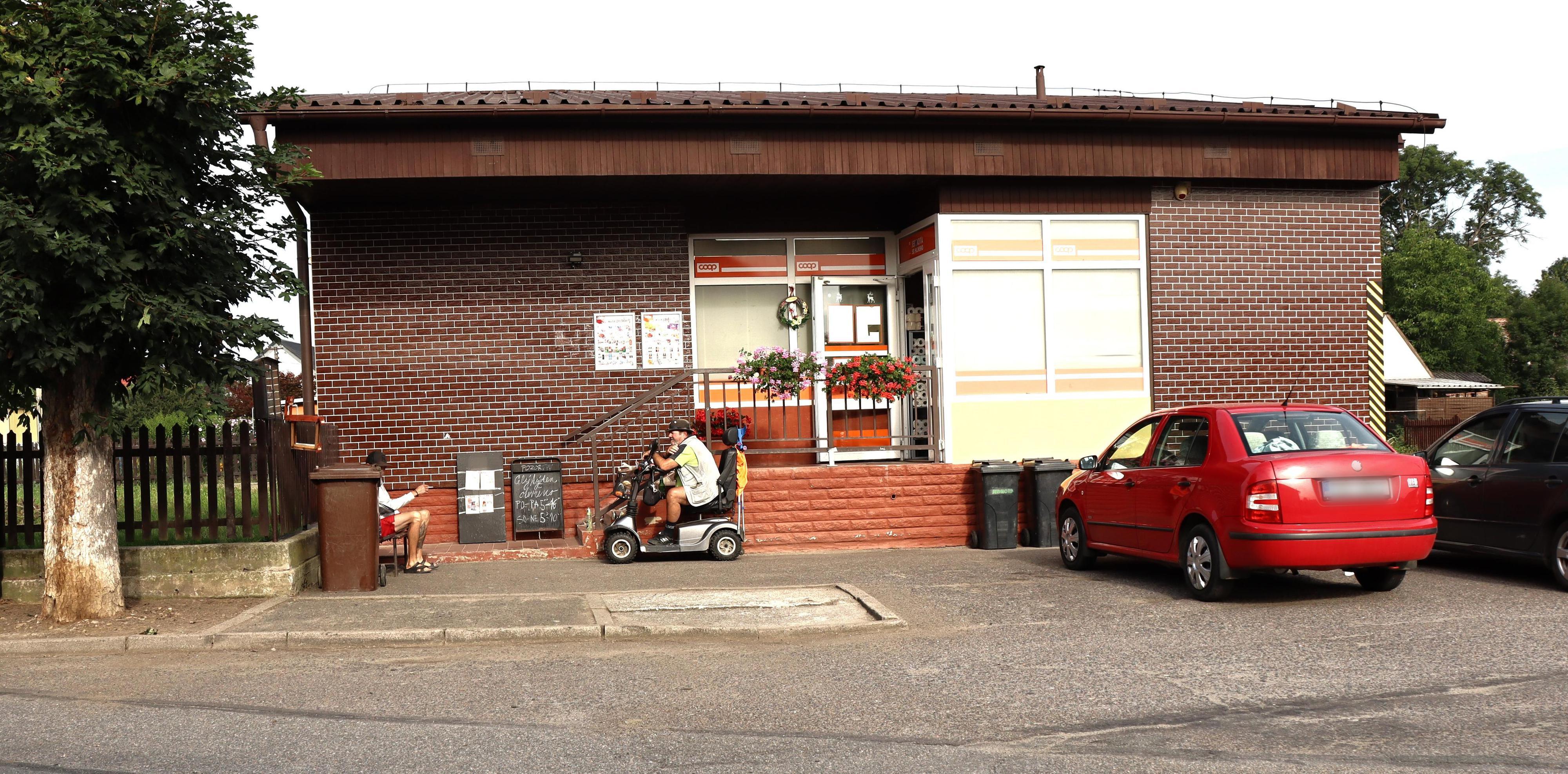 COOP - Jednota, spotřební družstvo Hlinsko