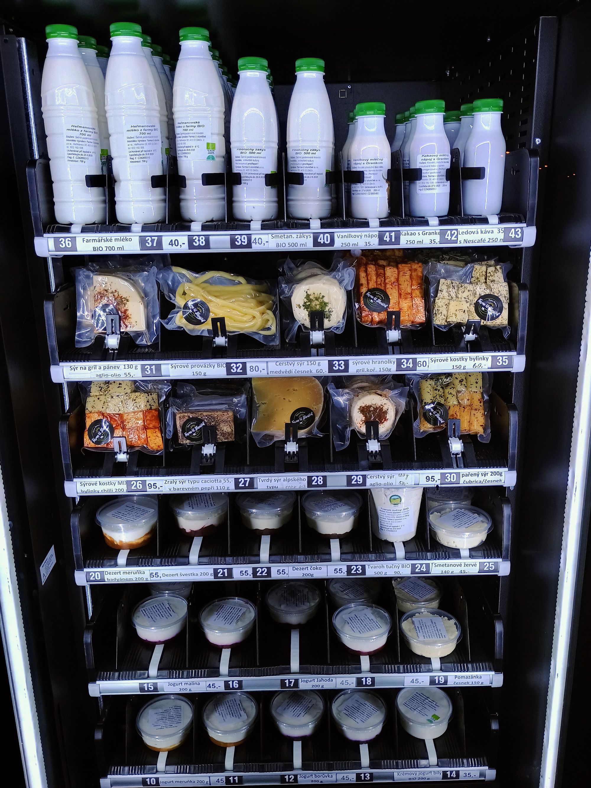 Automat na mléčné produkty foto 1