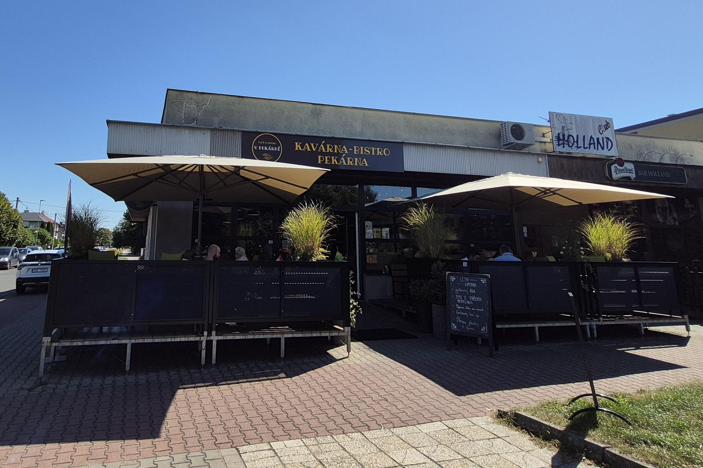 Café & Bistro V Pekárně