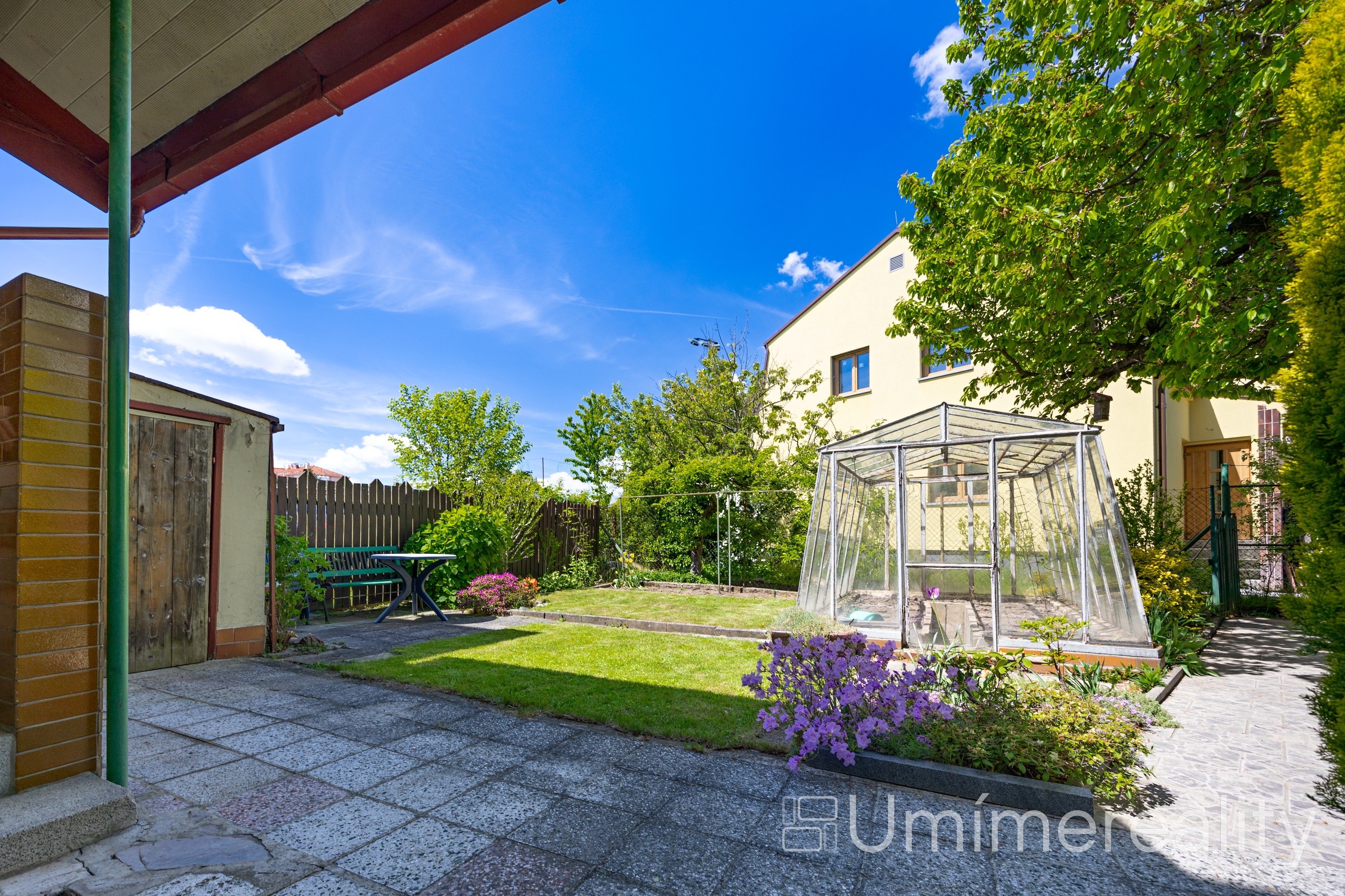 Umíme reality - realitní kancelář foto 6