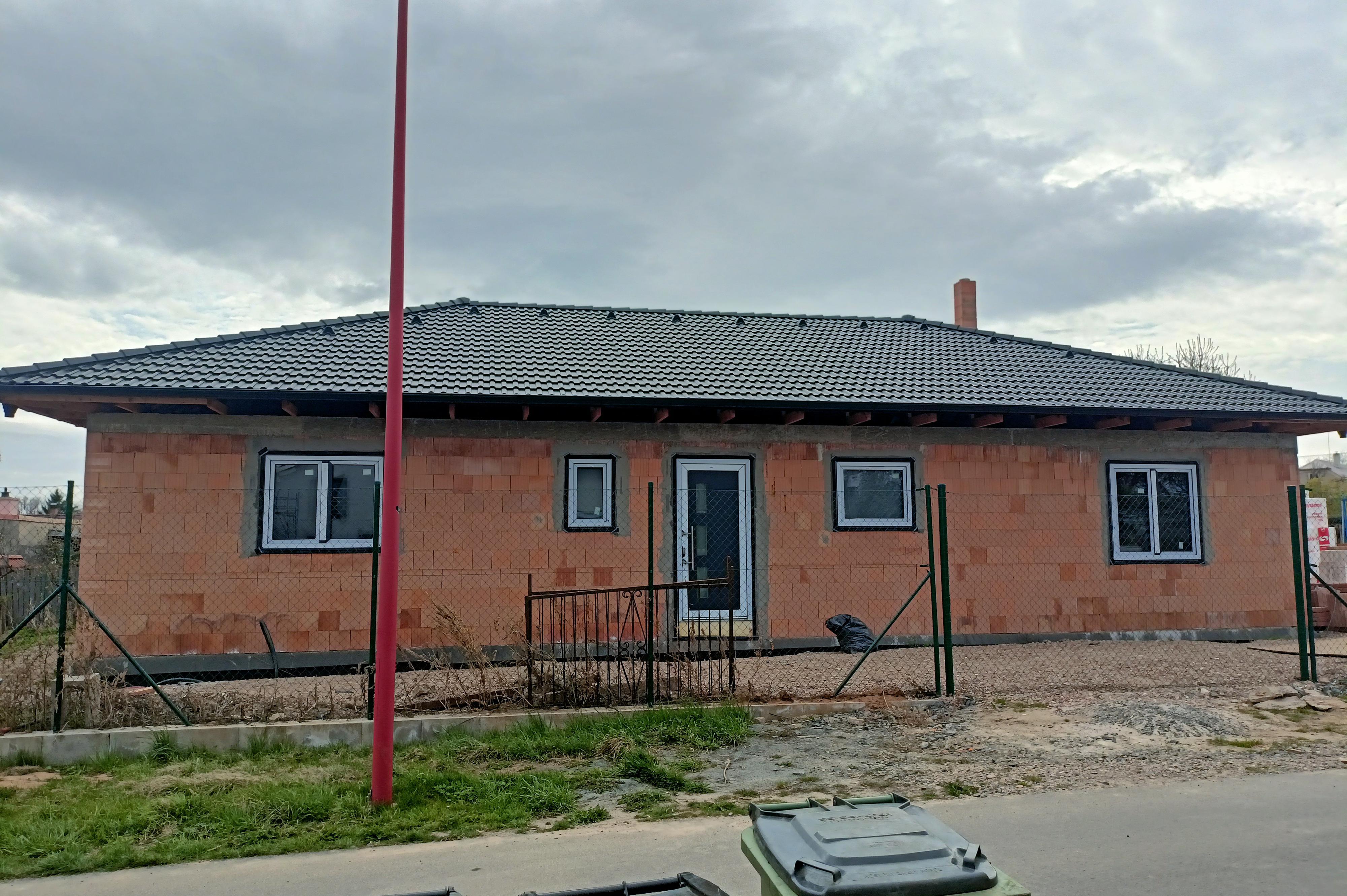 STAVBY BENEŠ - POKRÝVAČSTVÍ, TESAŘSTVÍ, KLEMPÍŘSTVÍ A STAVEBNÍ PRÁCE