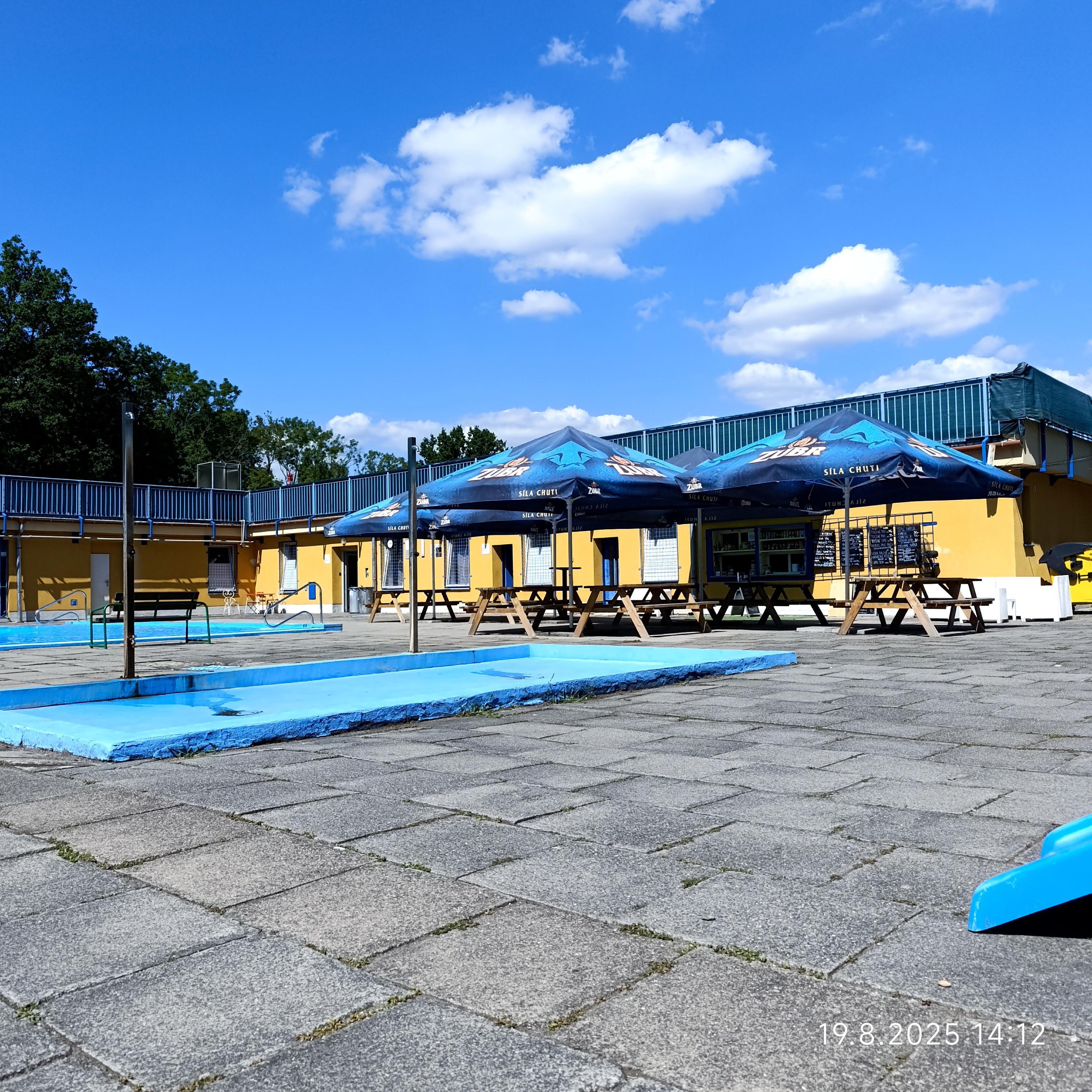 Letní koupaliště Penčice foto 4