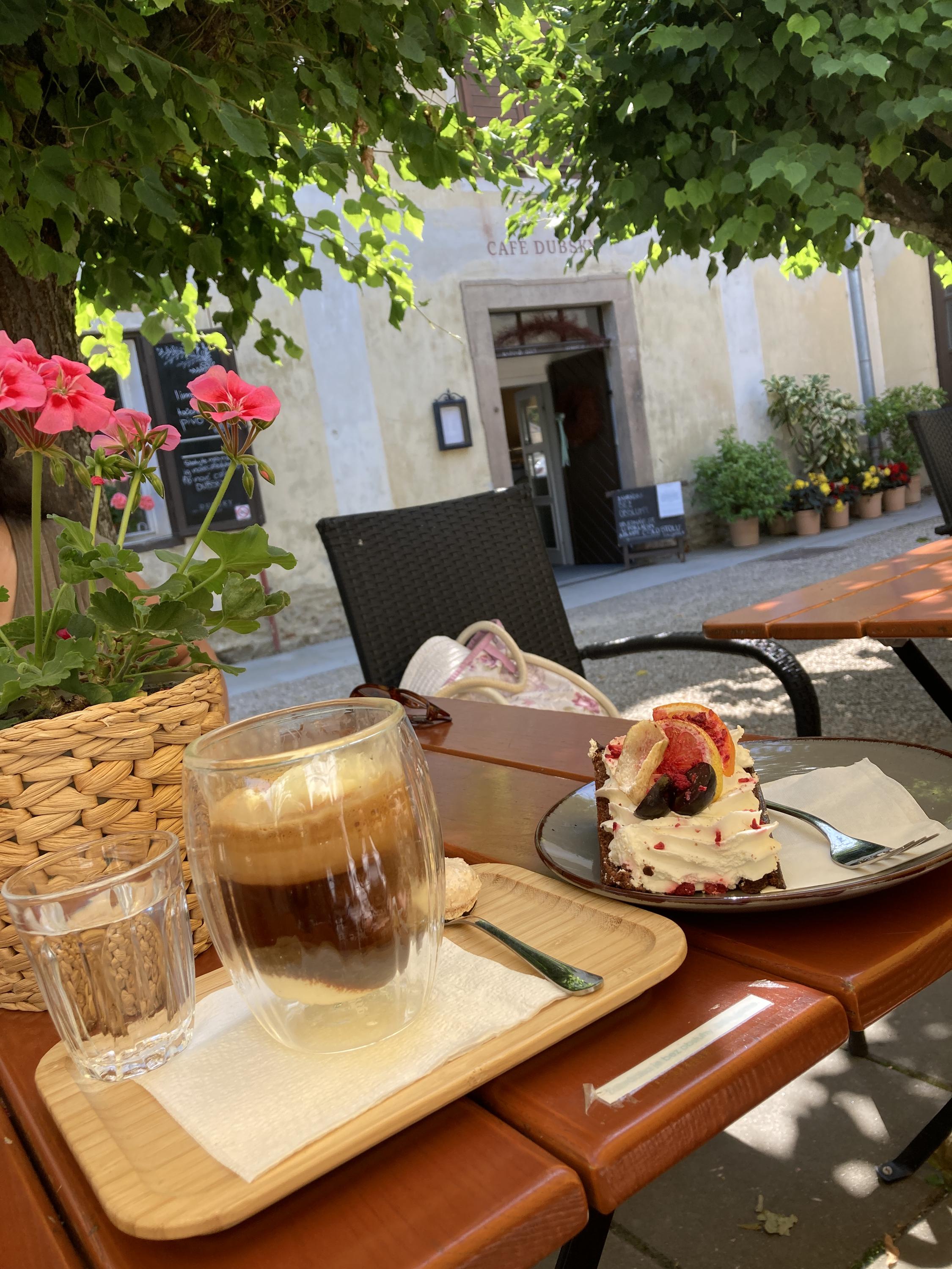 nové café DUBSKY foto 6