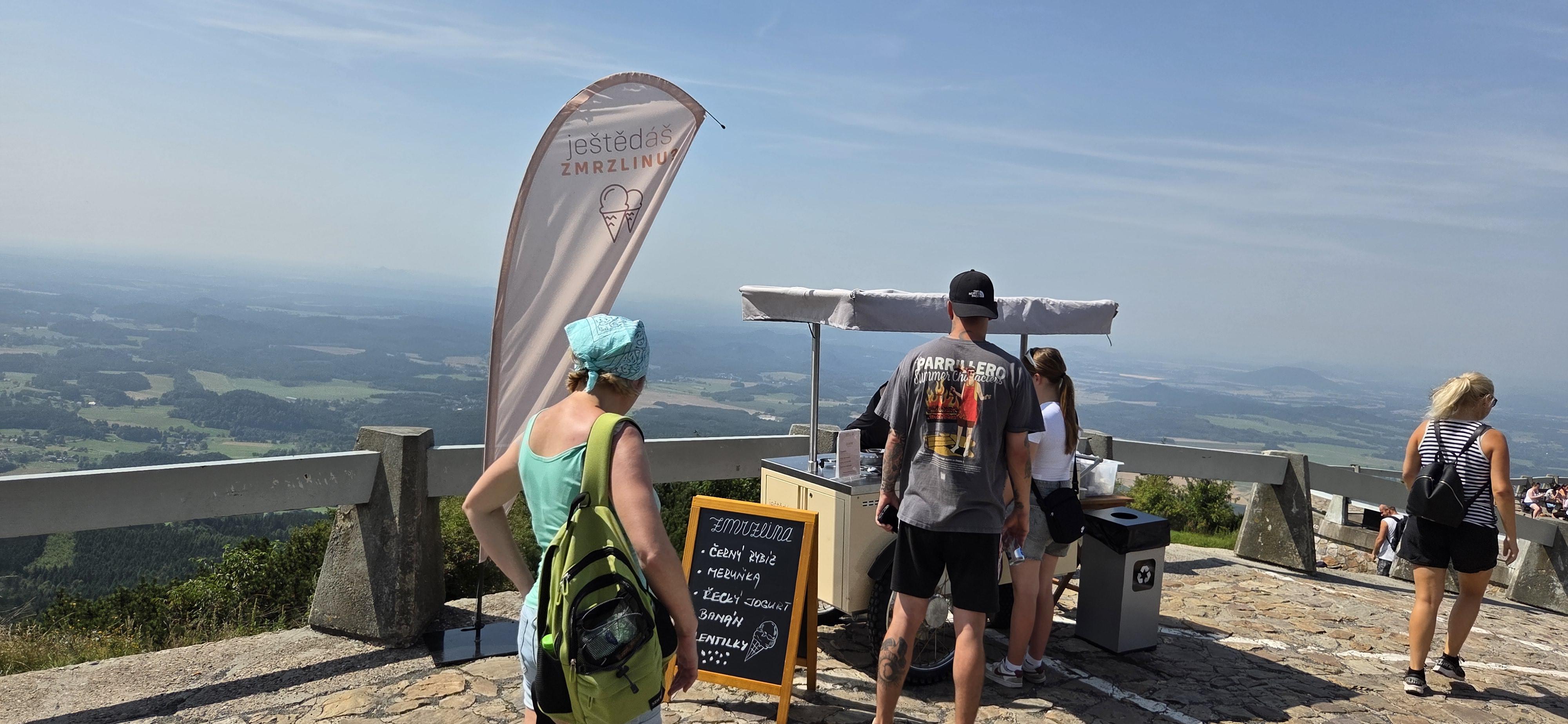 ještědáš zmrzlinu? foto 1