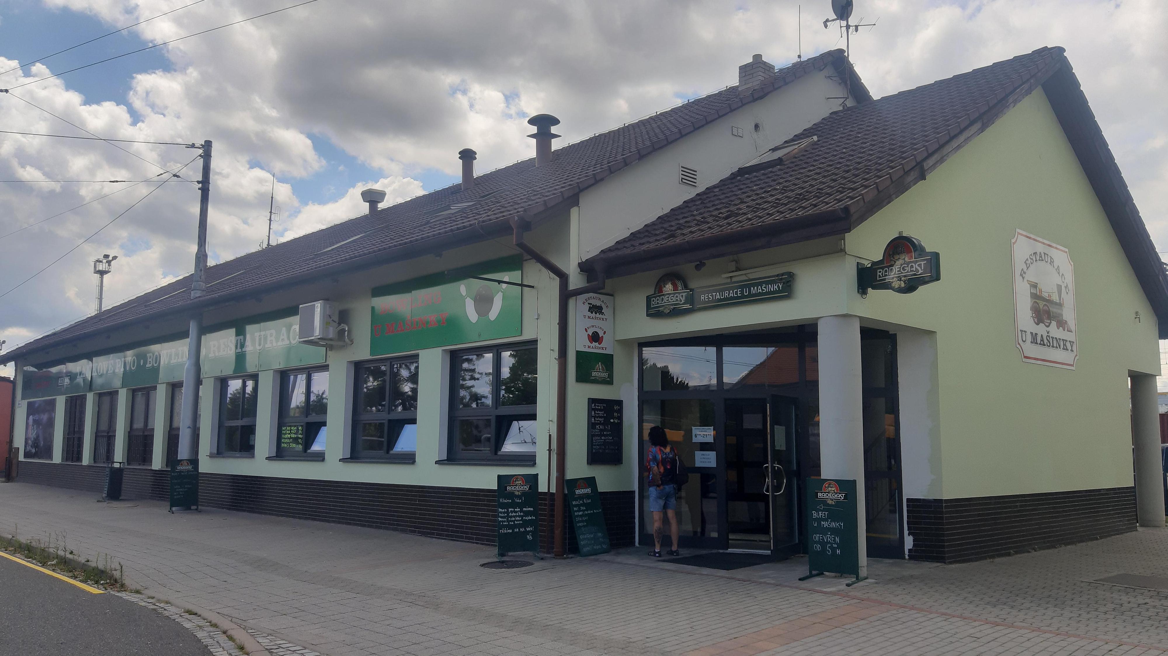 Restaurace a Bowling bar U Mašinky foto 3