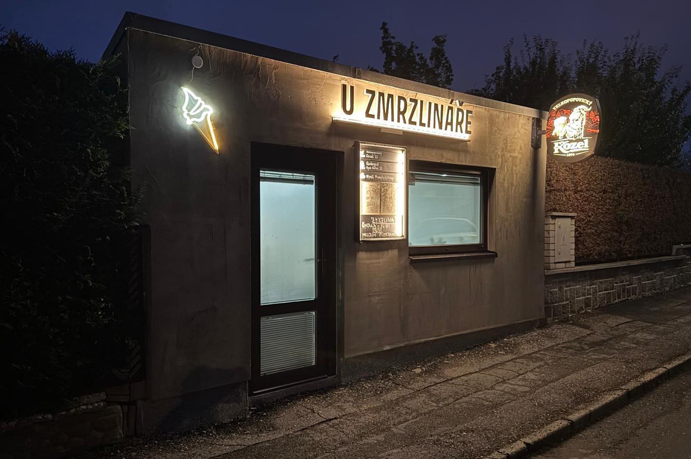 U ZMRZLINÁŘE foto 1