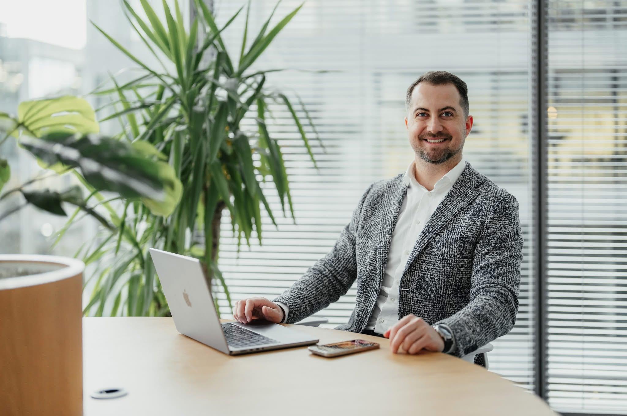 Finanční poradce Miroslav Hruška