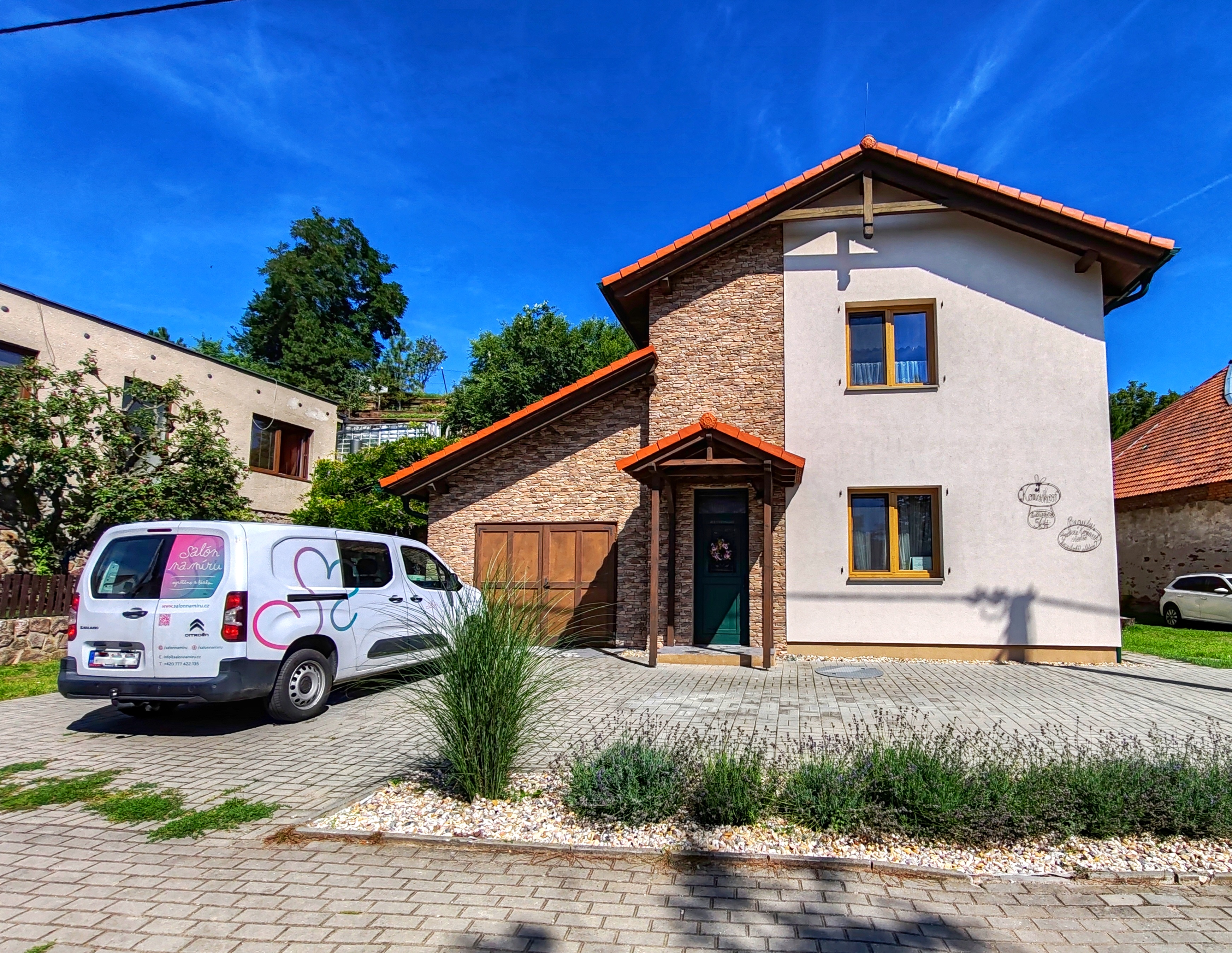 Beauty by Sasha Komarek foto 2