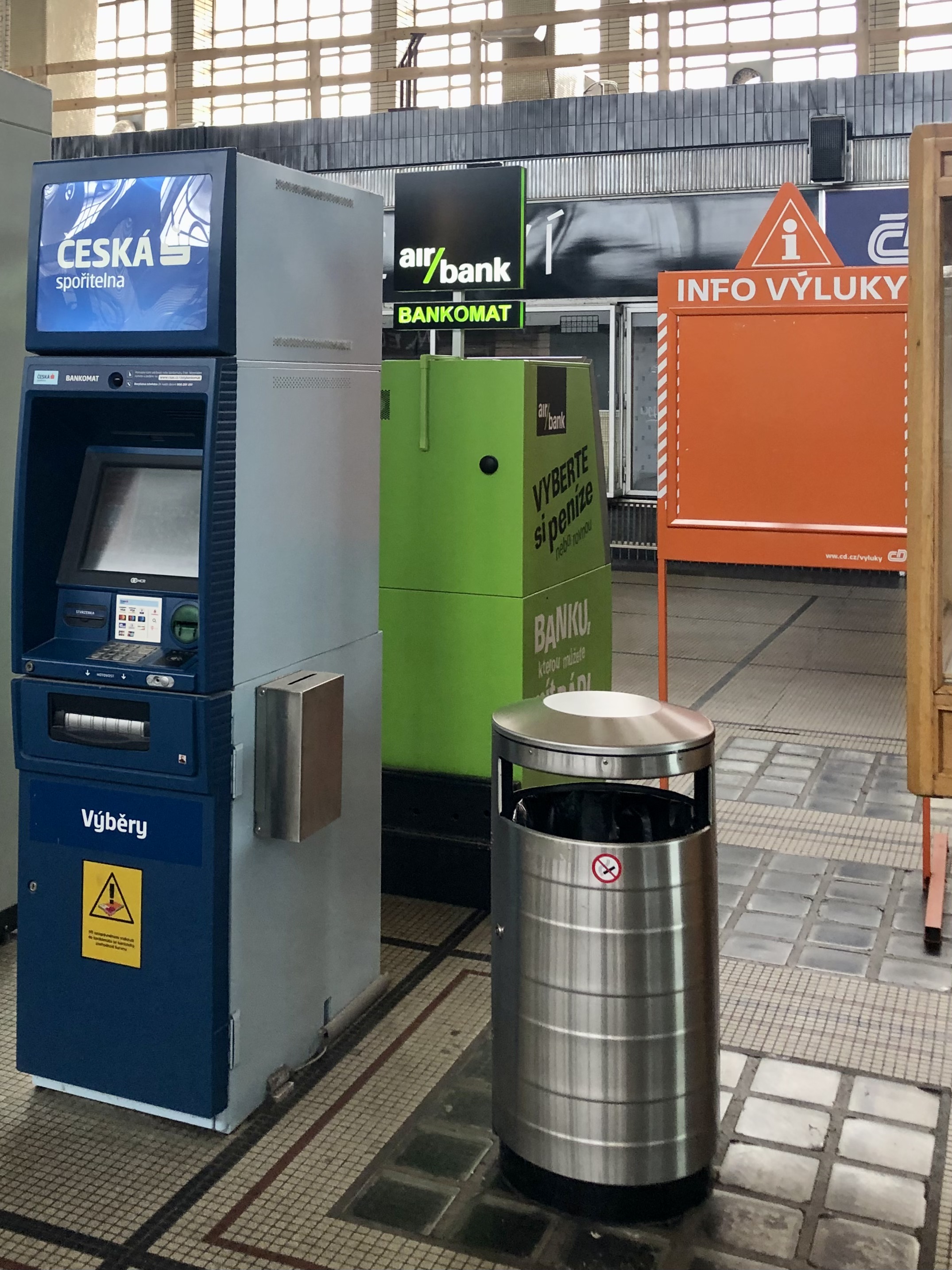 Bankomat České spořitelny foto 6