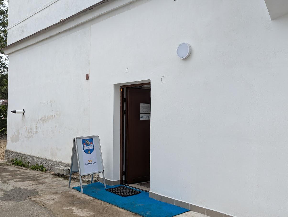 Pošta Partner Hrádek foto 2