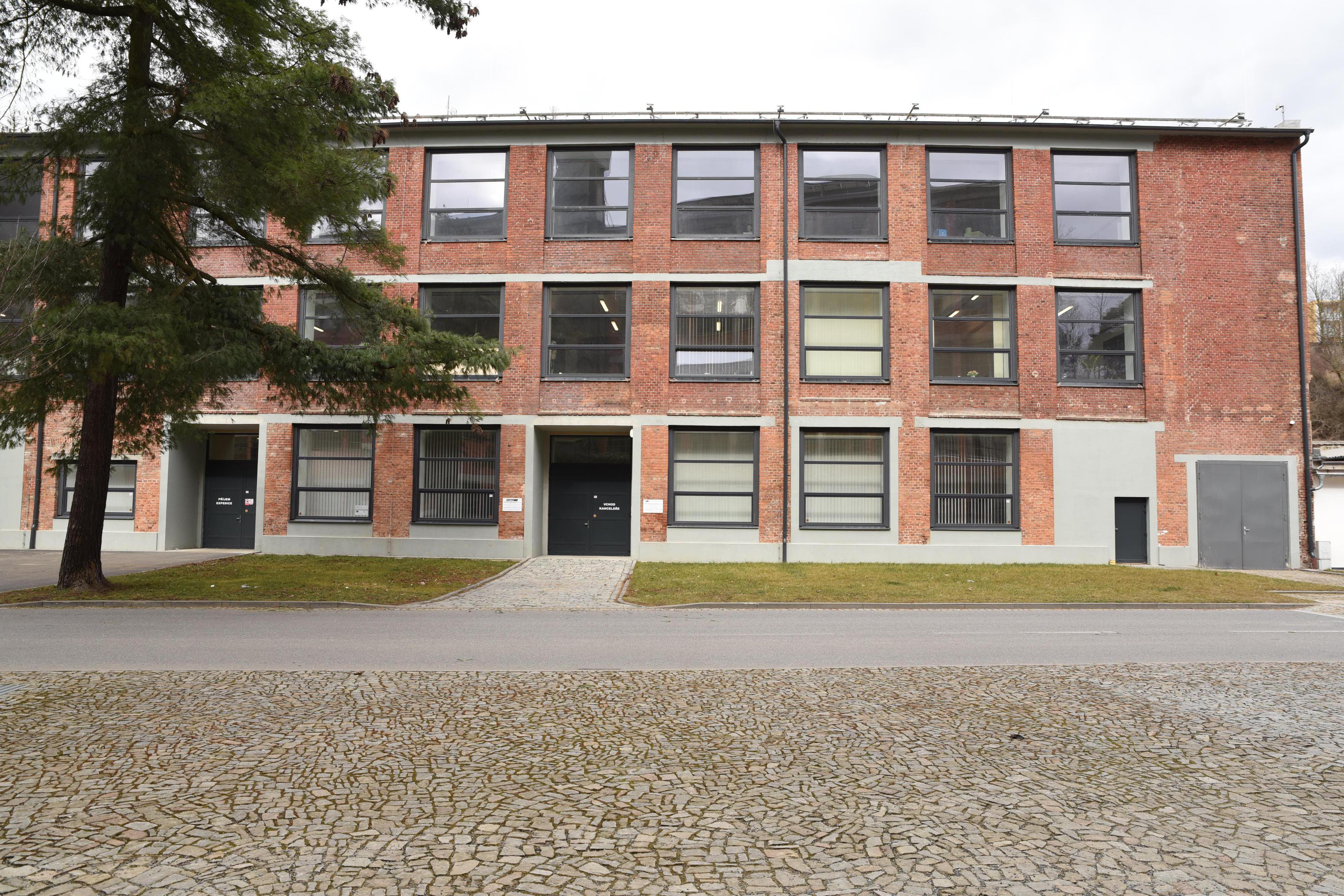 AEK svařovací technika