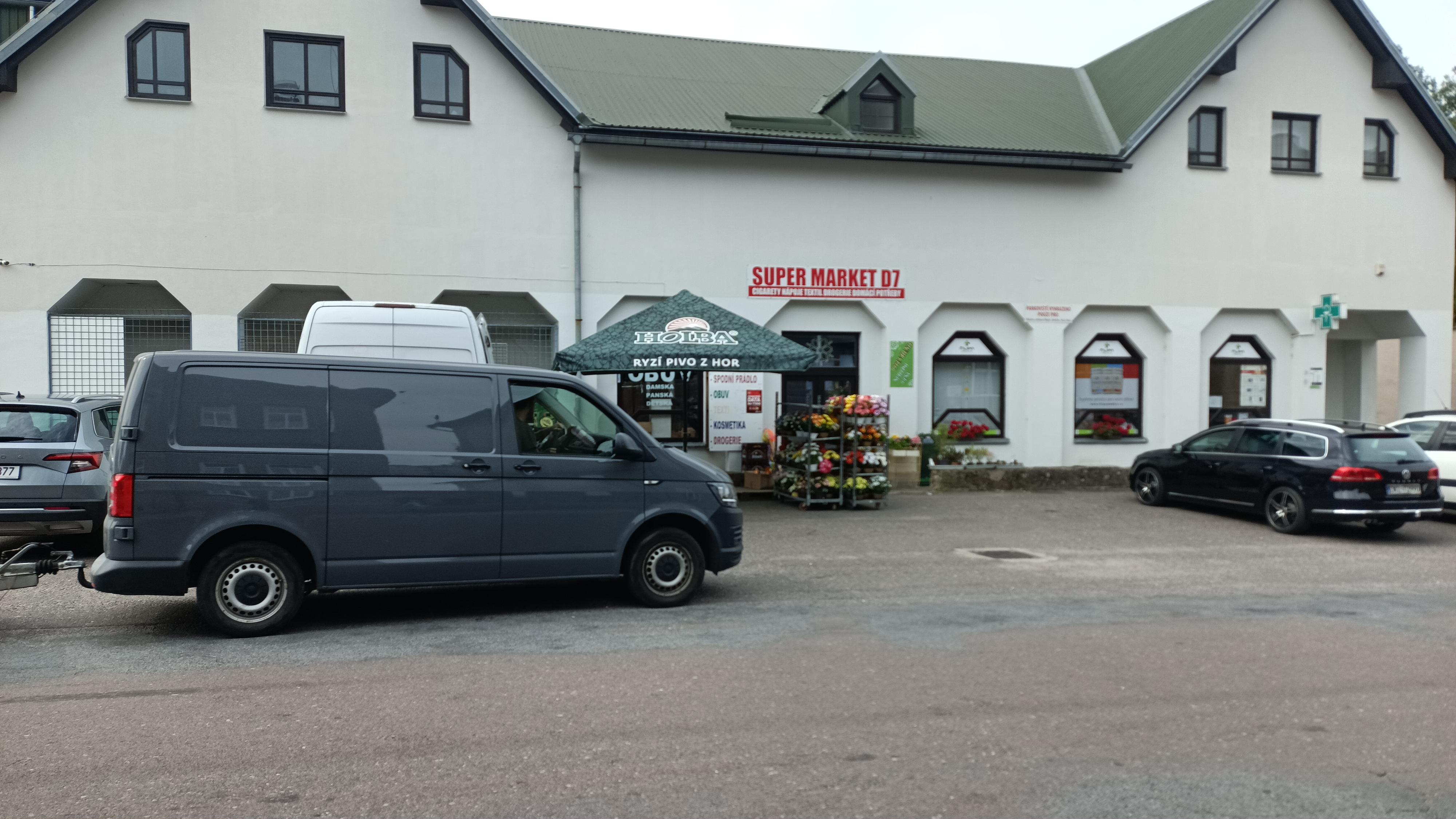 Supermarket D7 foto 3