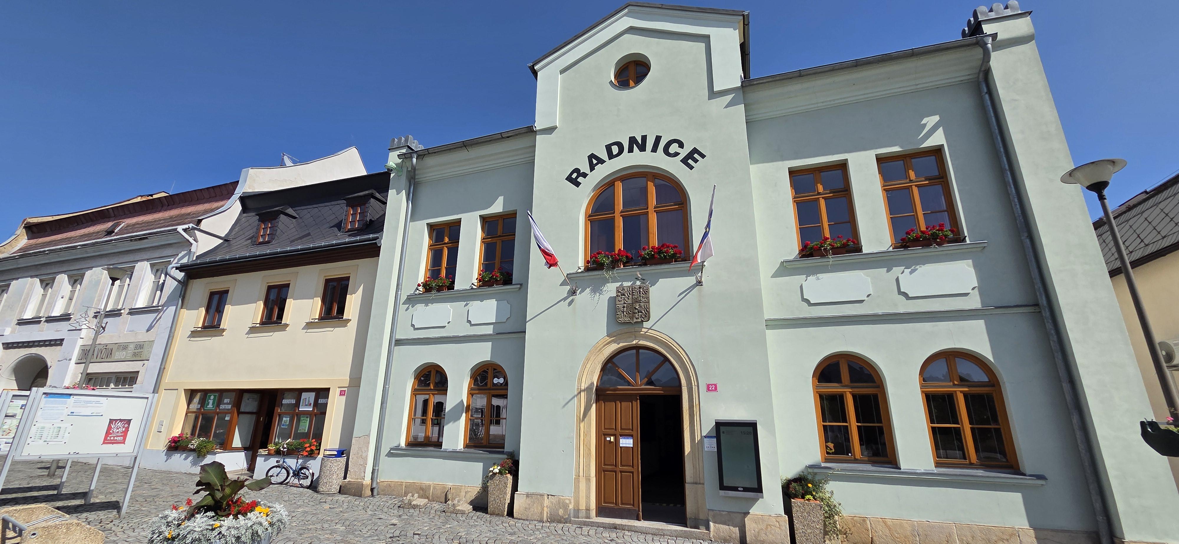Jablonné v Podještědí - městský úřad foto 3