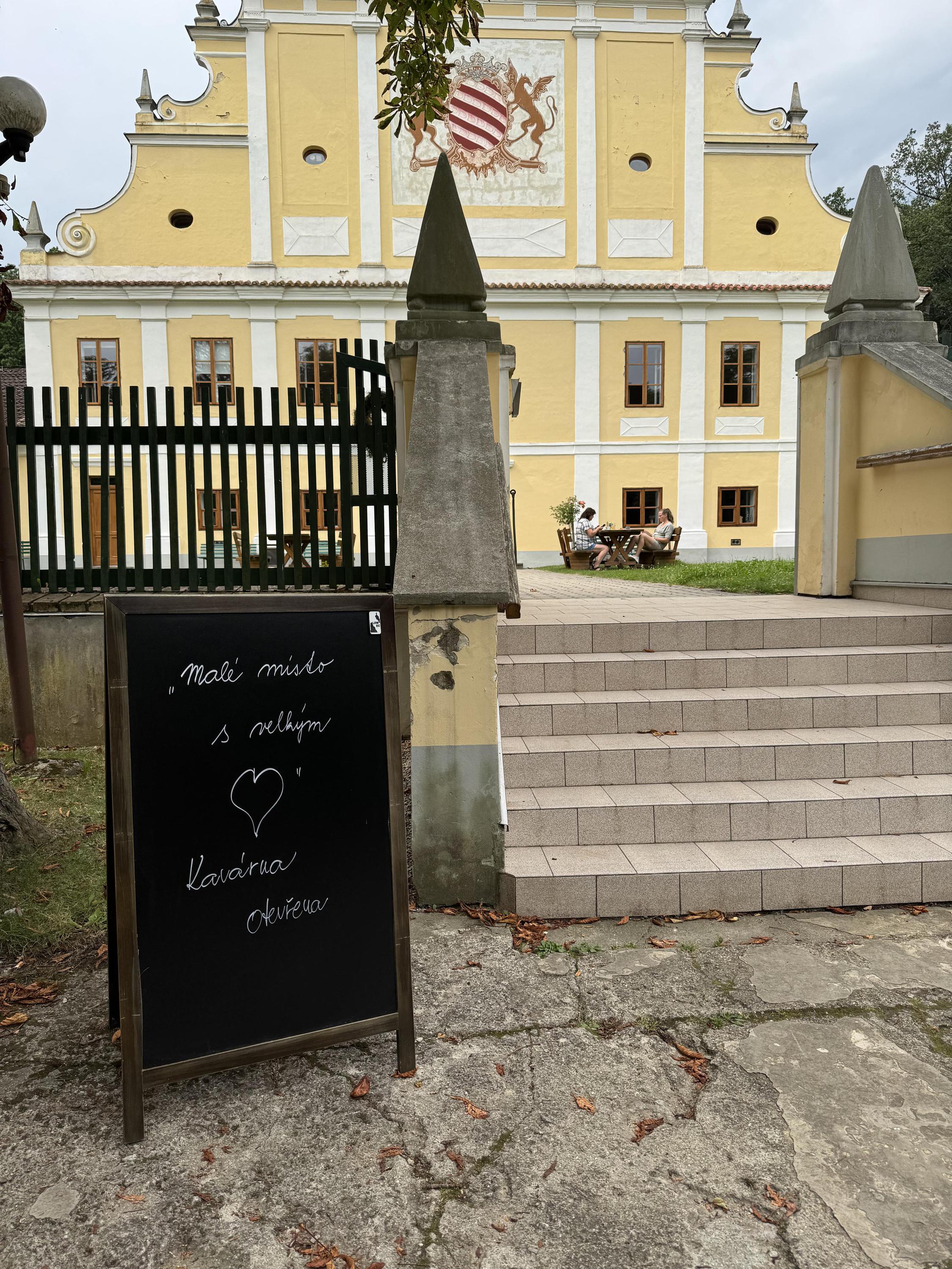 Domácí evangelizační kavárna Lomec foto 5