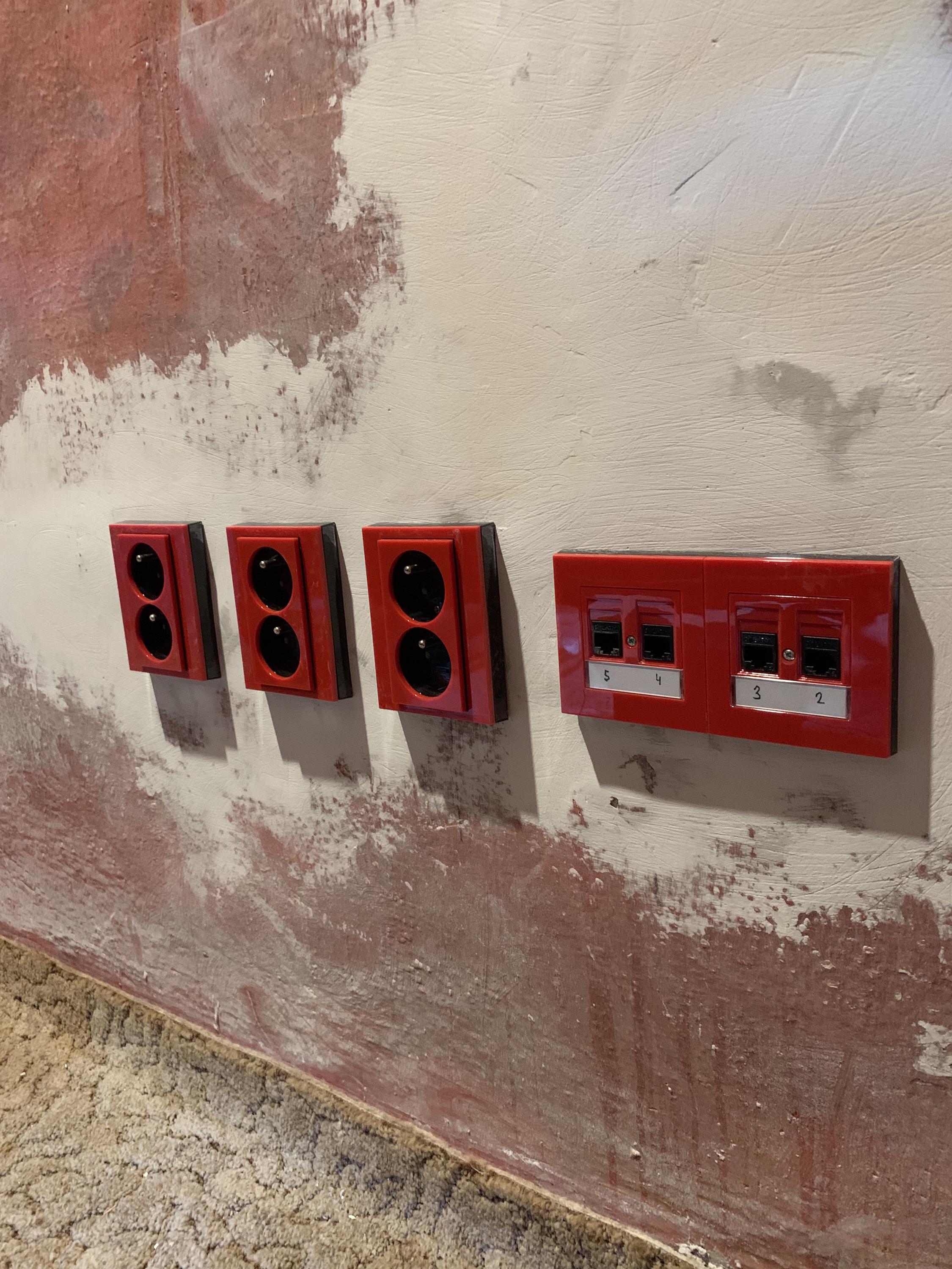 Elektrikář Petr Matoušek foto 3