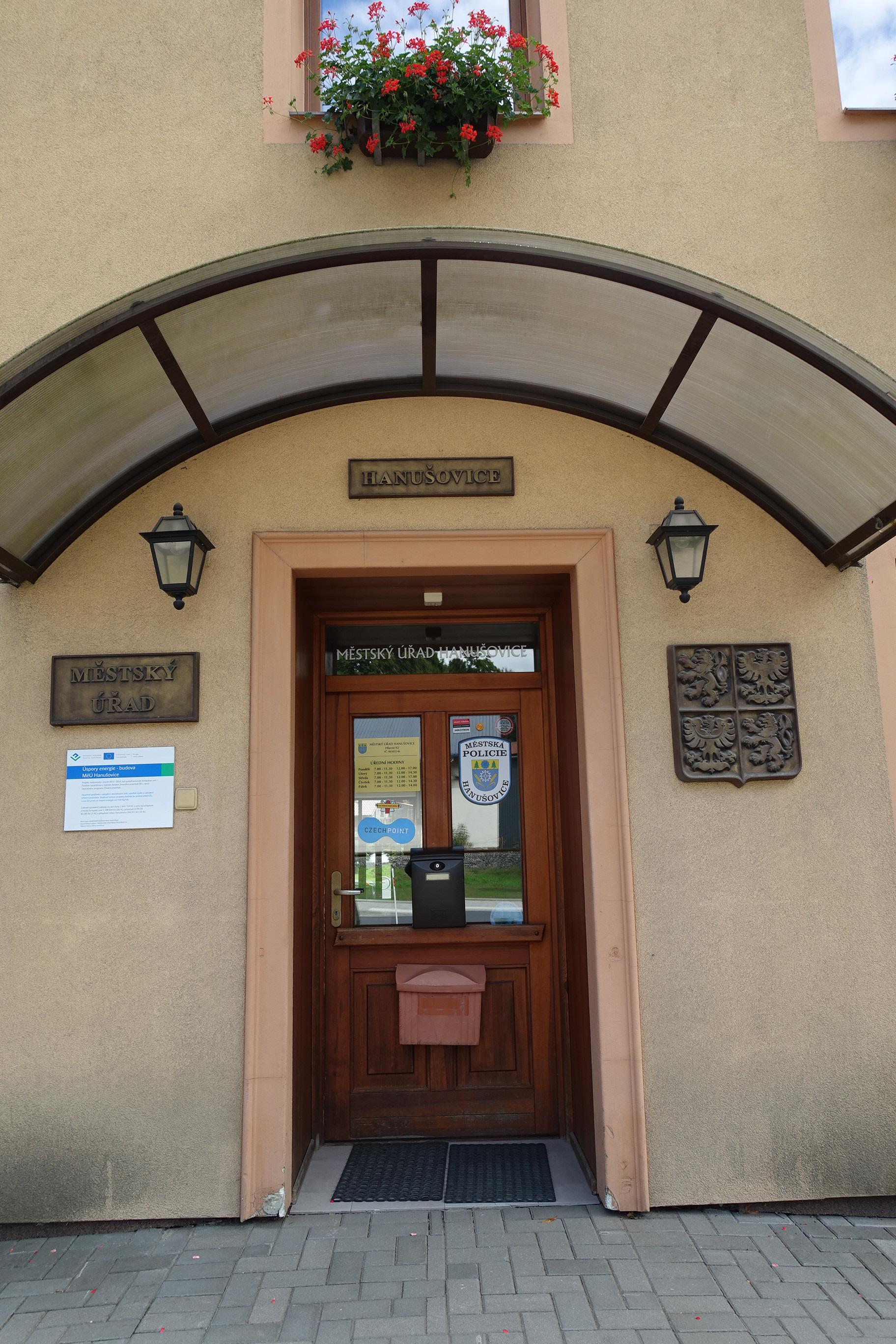 Hanušovice - městský úřad foto 4