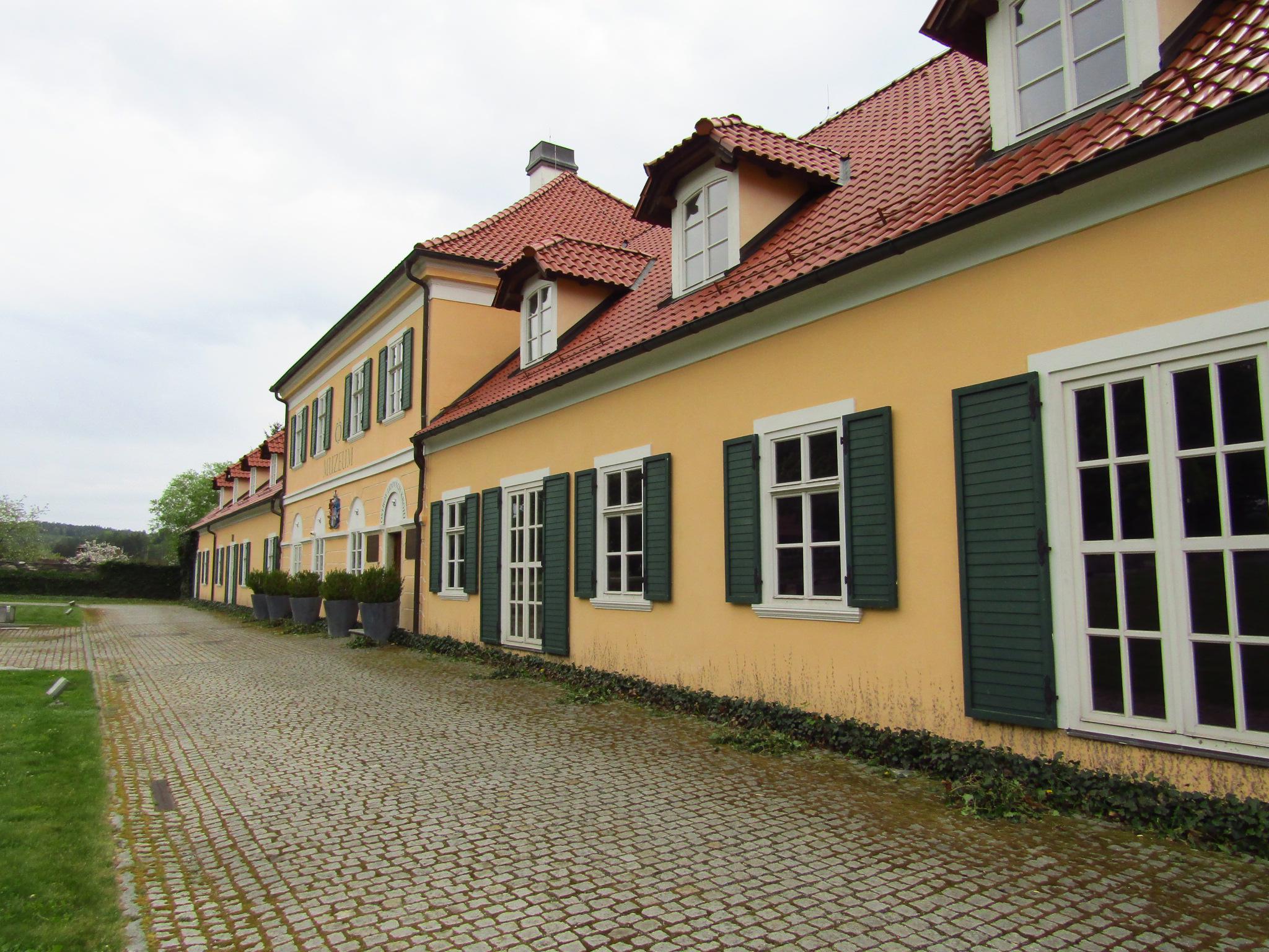 Muzeum Ostrov lidových krojů foto 4