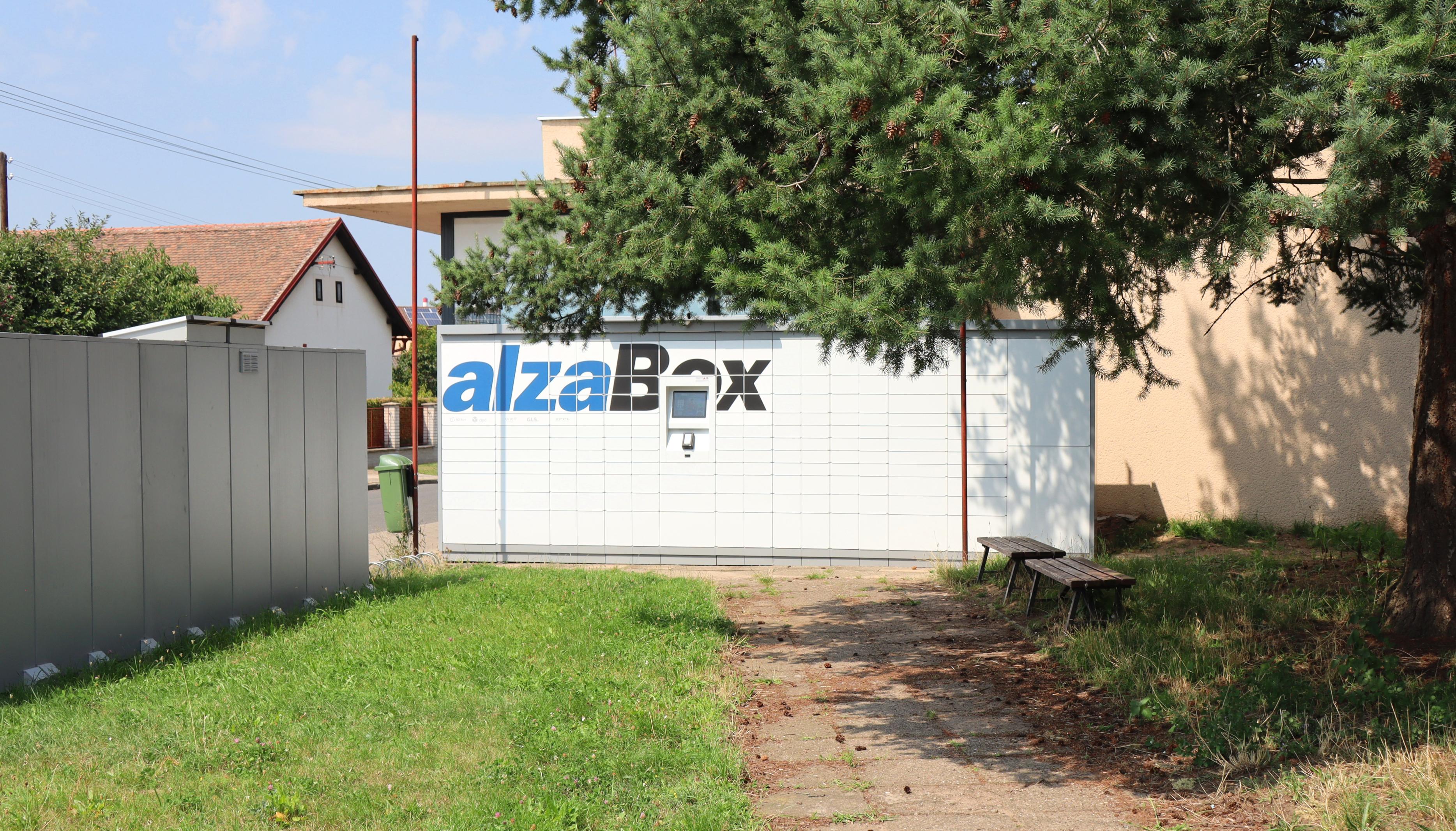 AlzaBox foto 2