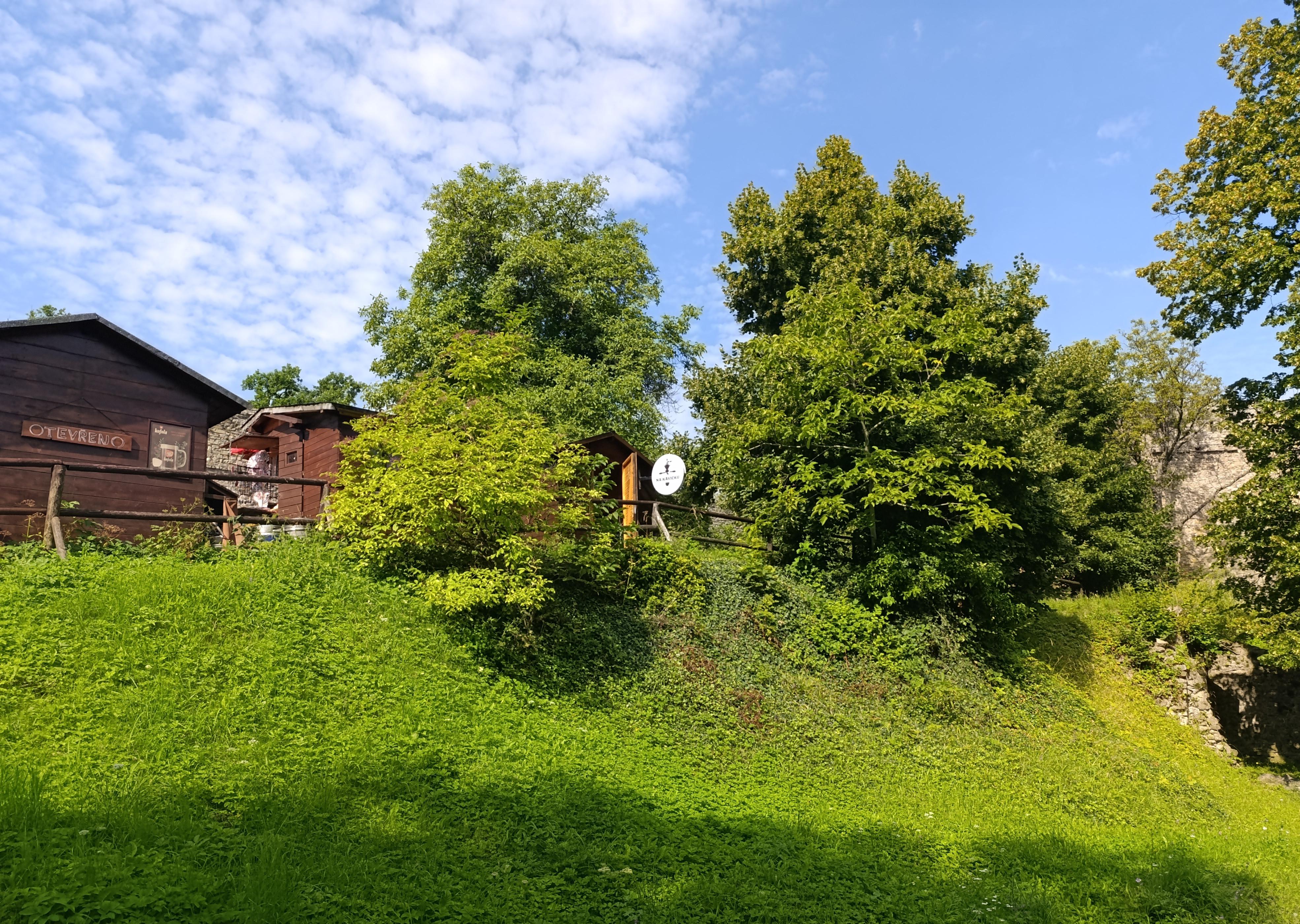 Bistro zřícenina hradu Hukvaldy foto 6