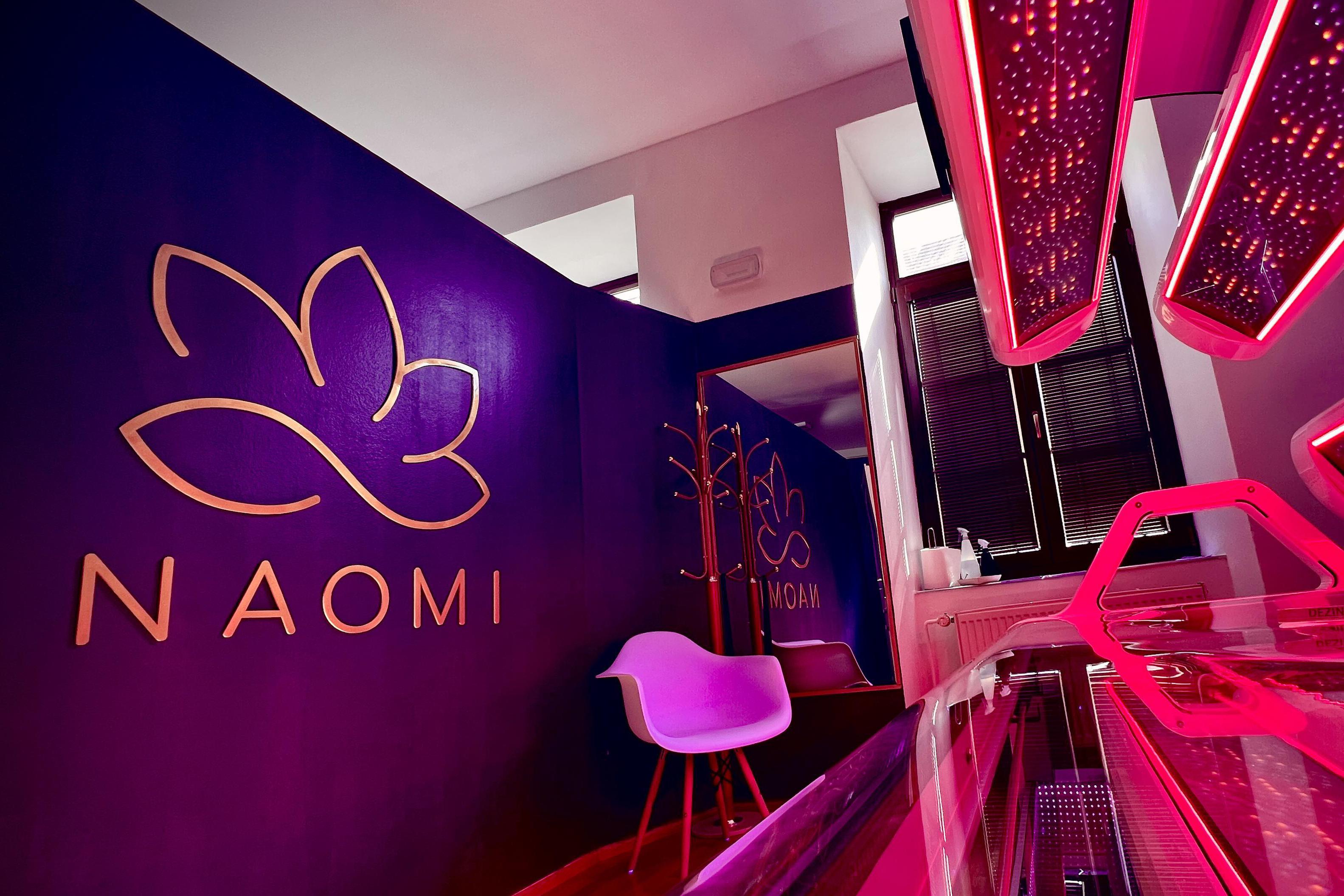 NAOMI solární studio