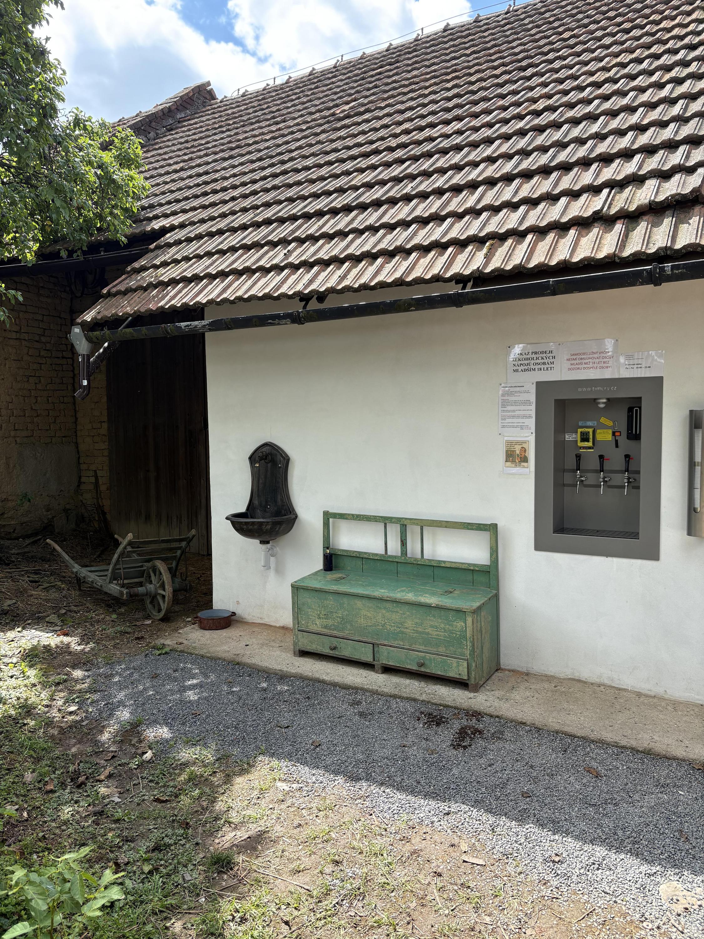 Občerstvení Na dvorečku foto 6