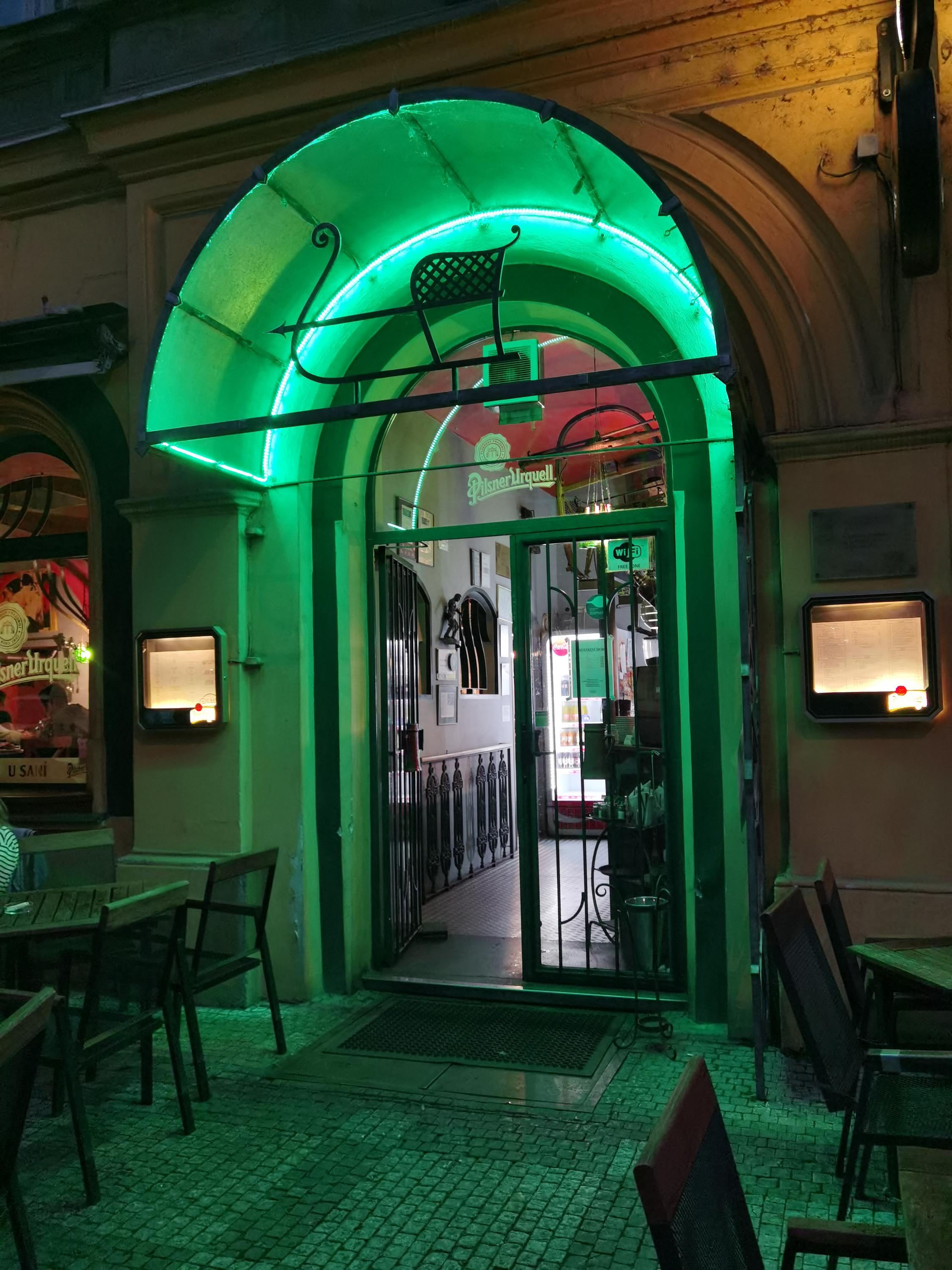 Restaurace U Saní foto 2