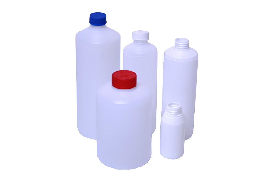 Plastové lahve na vodu