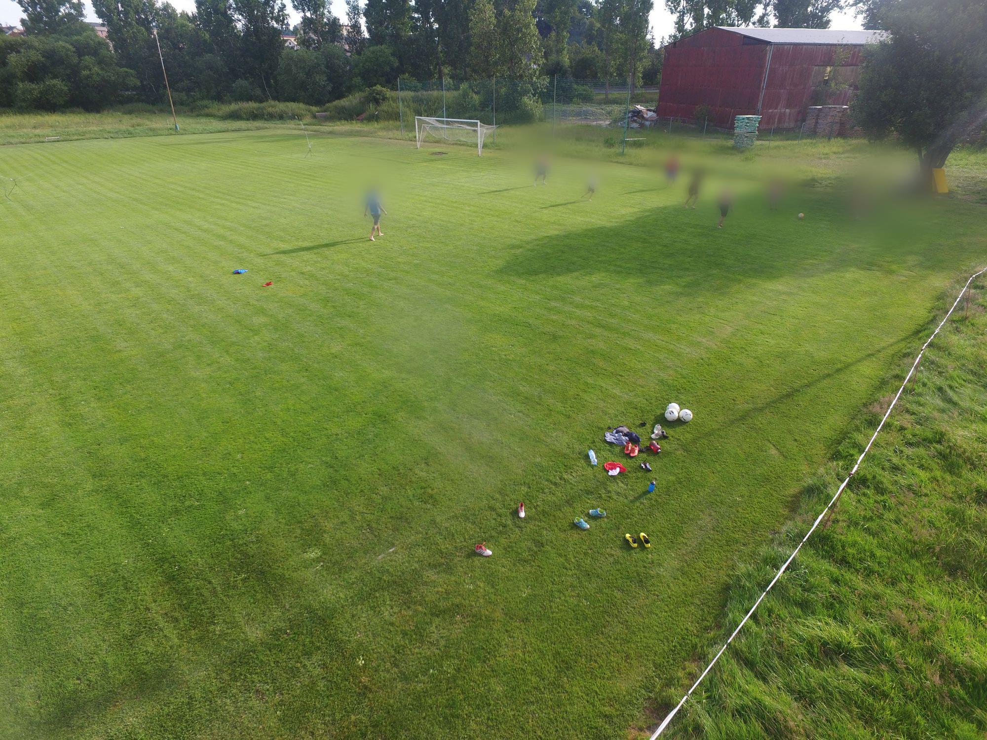 FK SMB Bochov - fotbalové hřiště foto 2