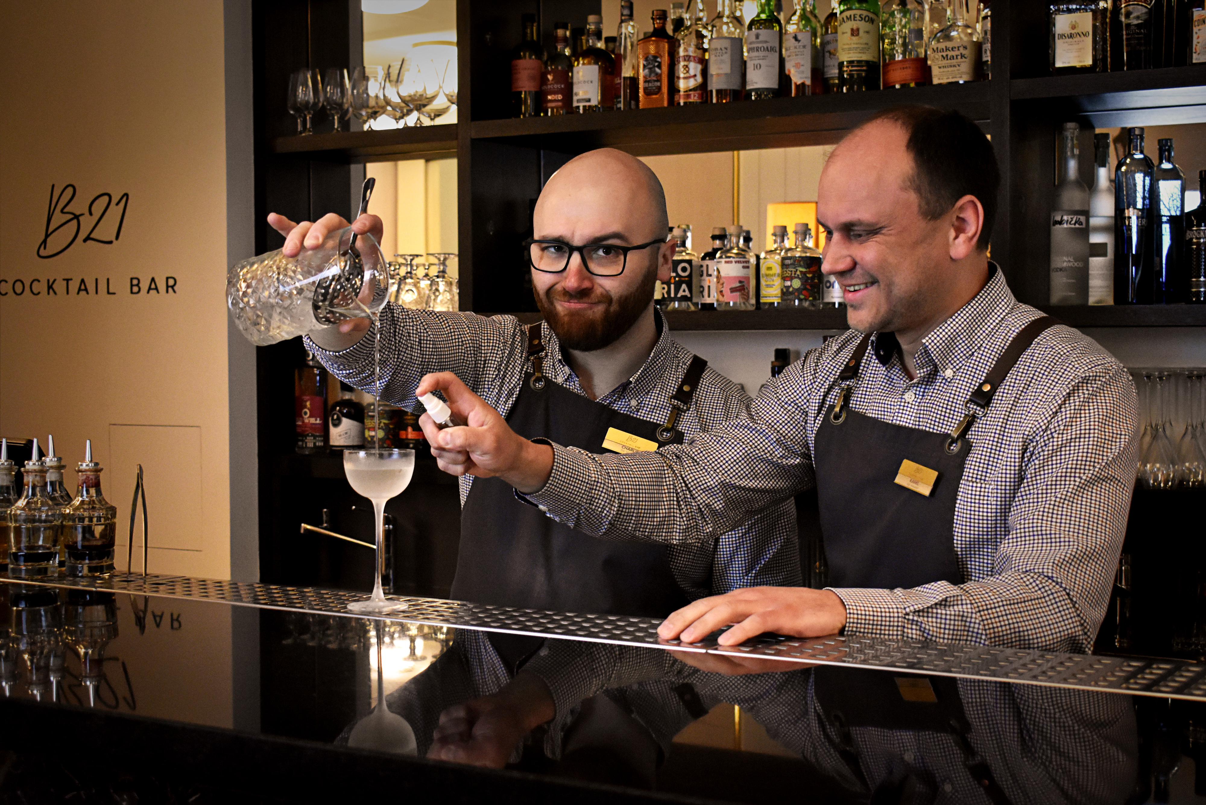 B21 Cocktail Bar foto 2