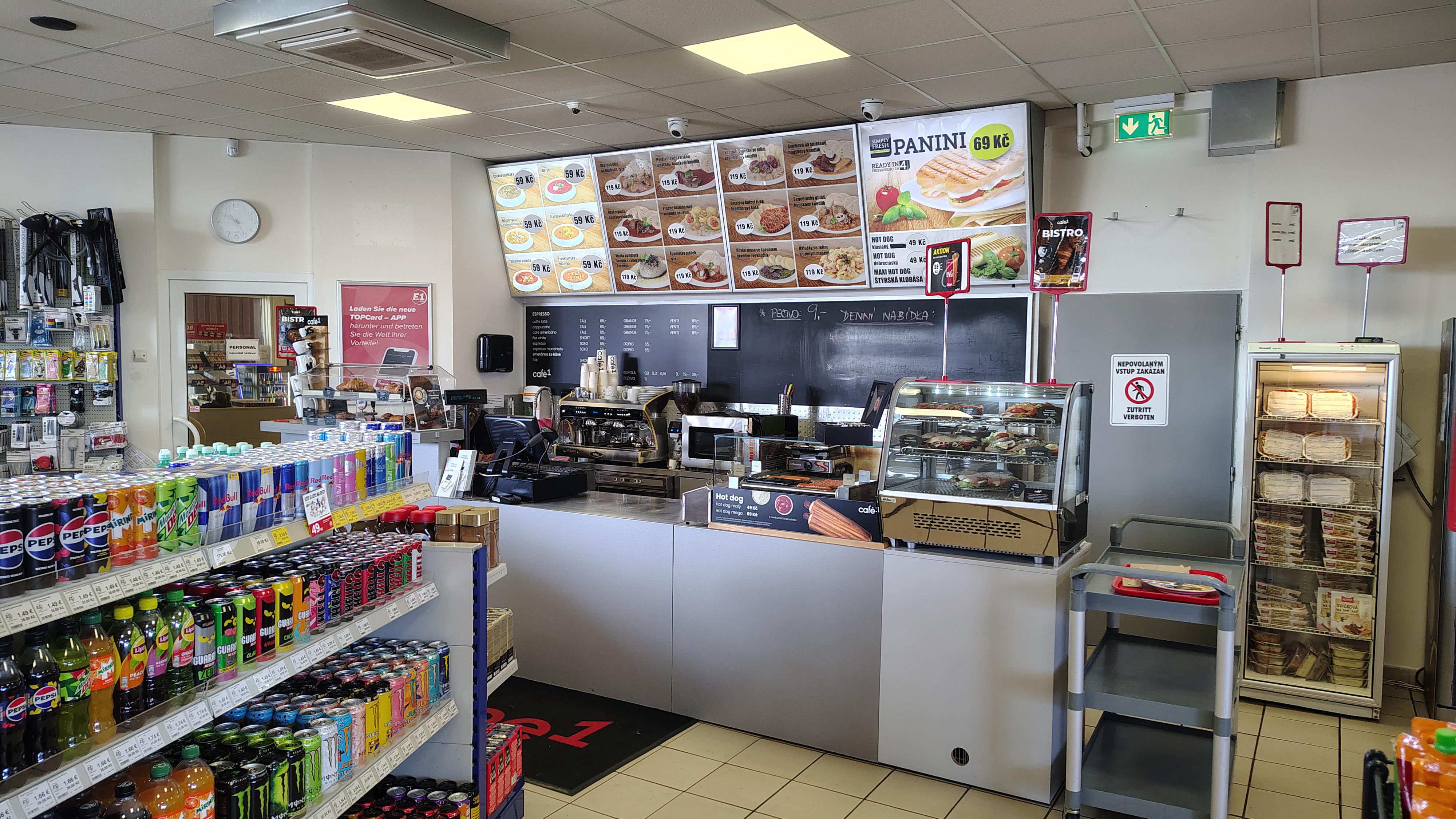 Občerstvení na čerpací stanici