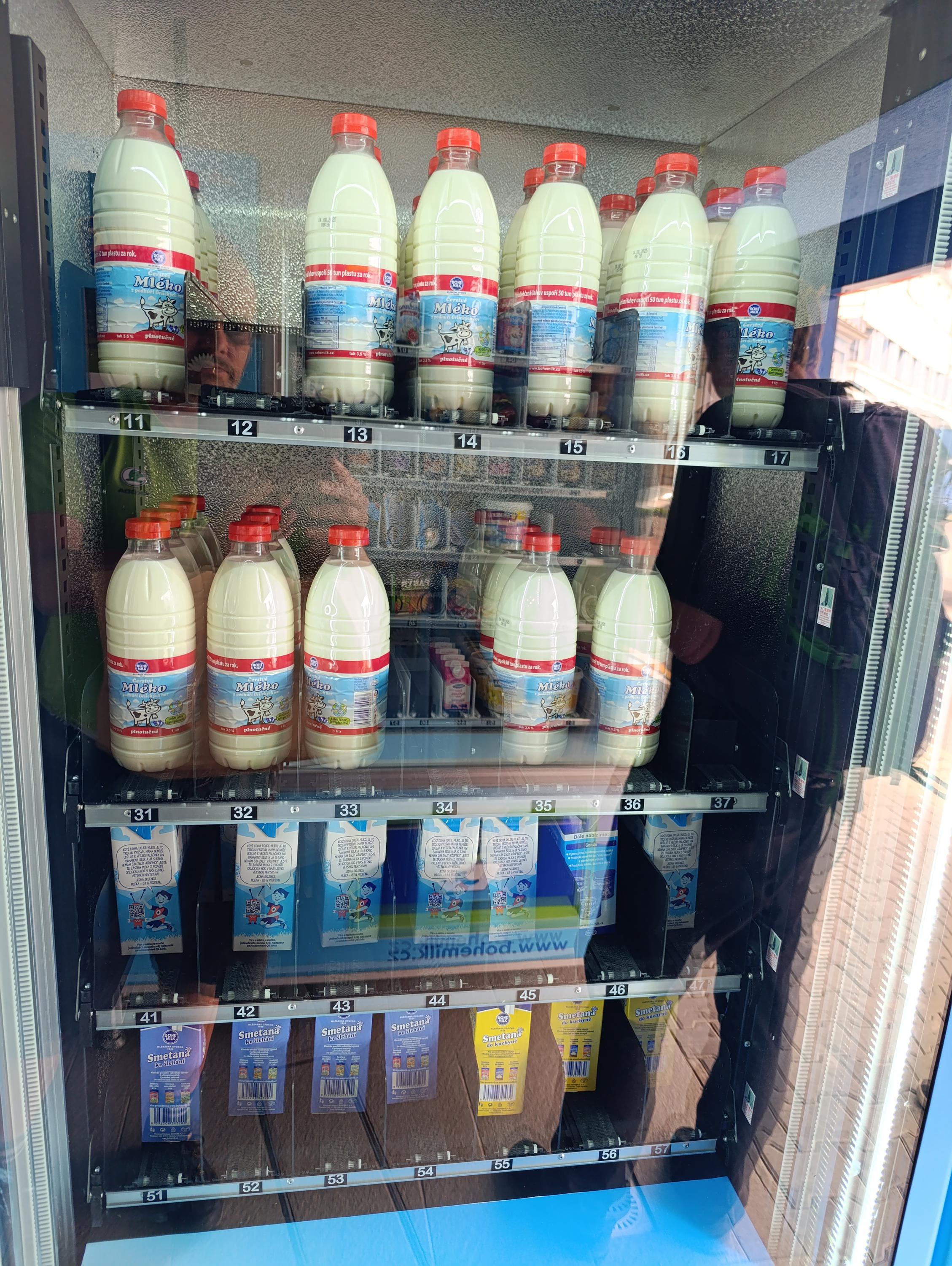 Zmrzlinový automat BOHEMILK foto 4